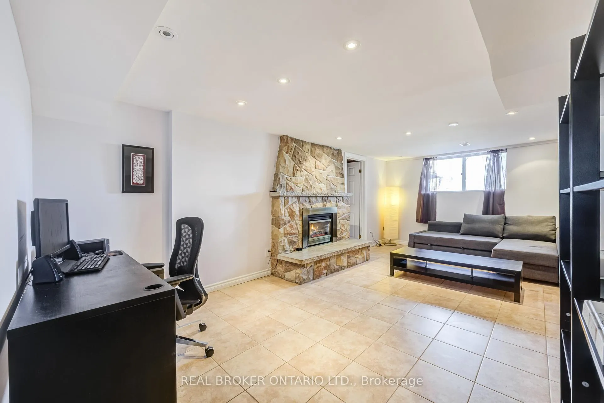 Photo 26 of 1483 Brenner Crescent, Burlington, Mountainside — HOMEH