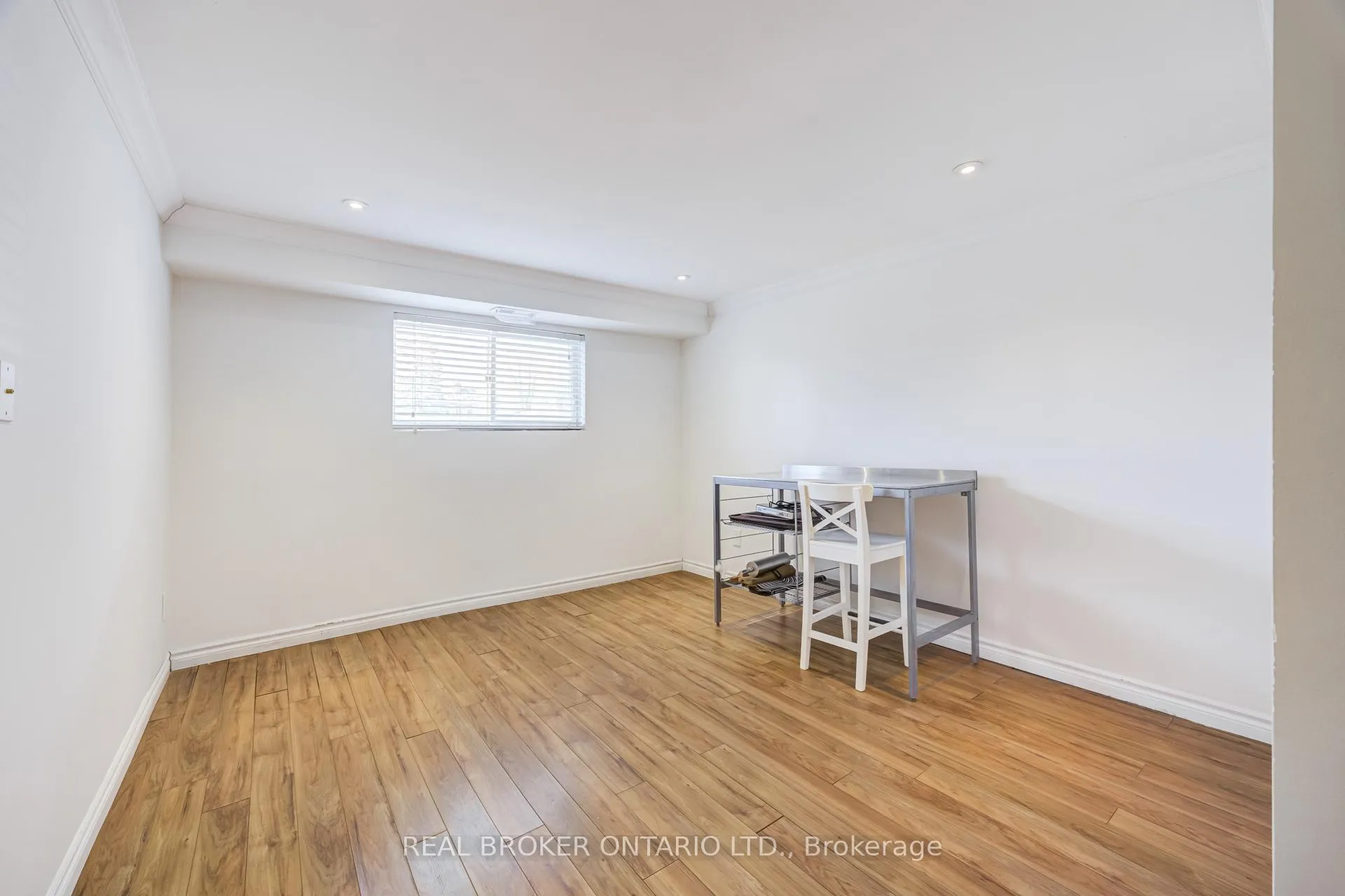 Photo 28 of 1483 Brenner Crescent, Burlington, Mountainside — HOMEH