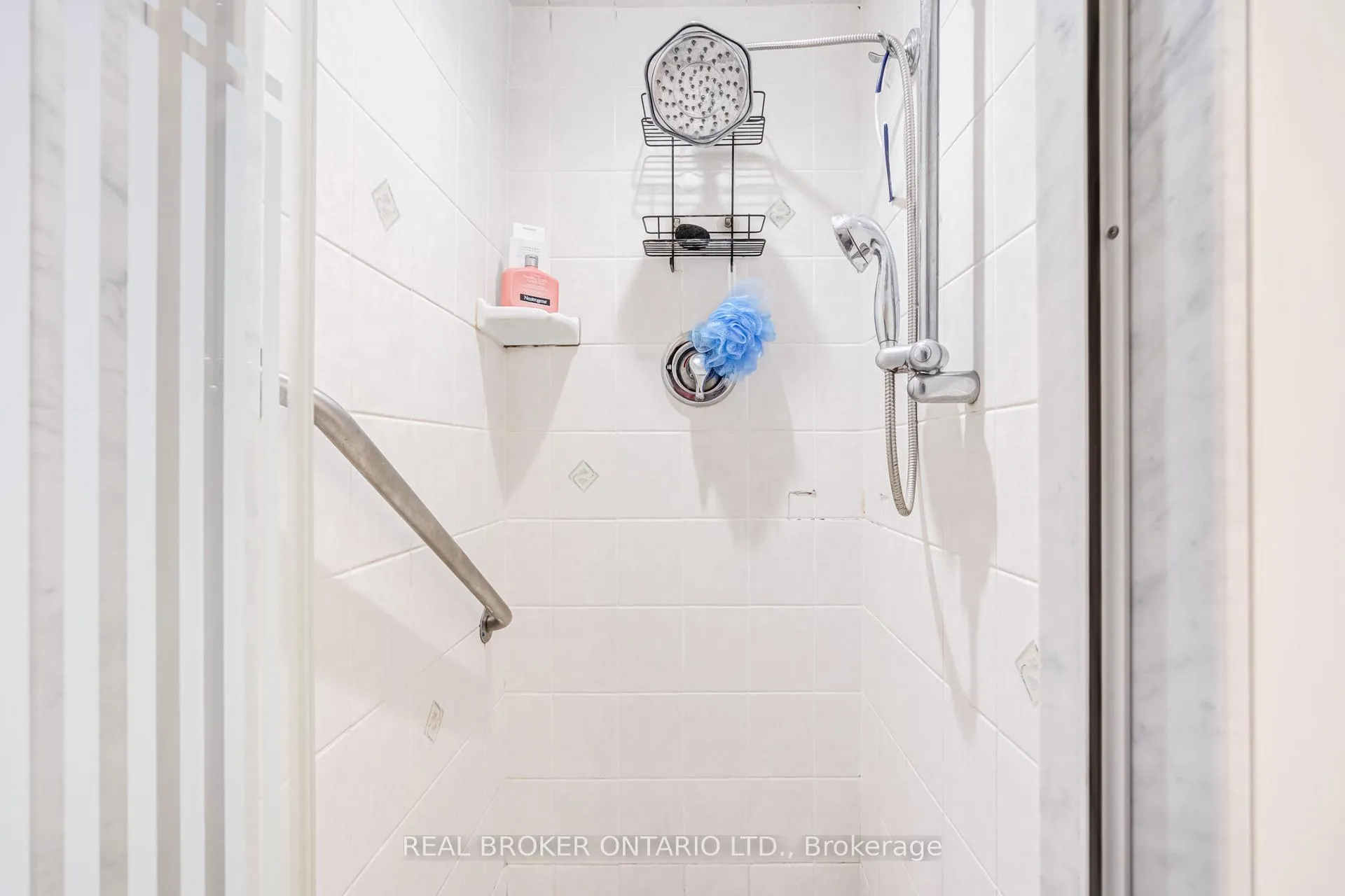 Photo 33 of 1483 Brenner Crescent, Burlington, Mountainside — HOMEH