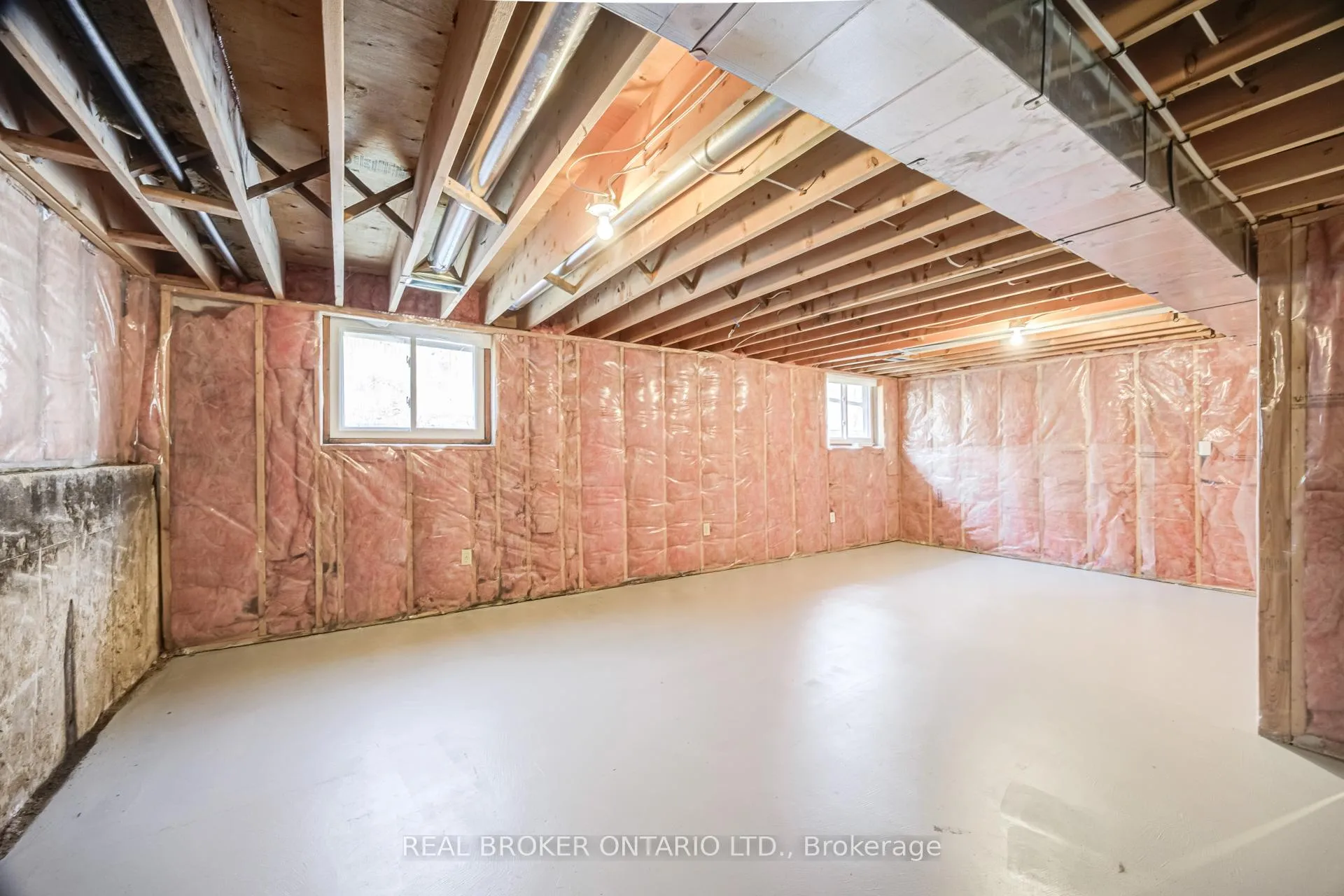 Photo 37 of 1483 Brenner Crescent, Burlington, Mountainside — HOMEH