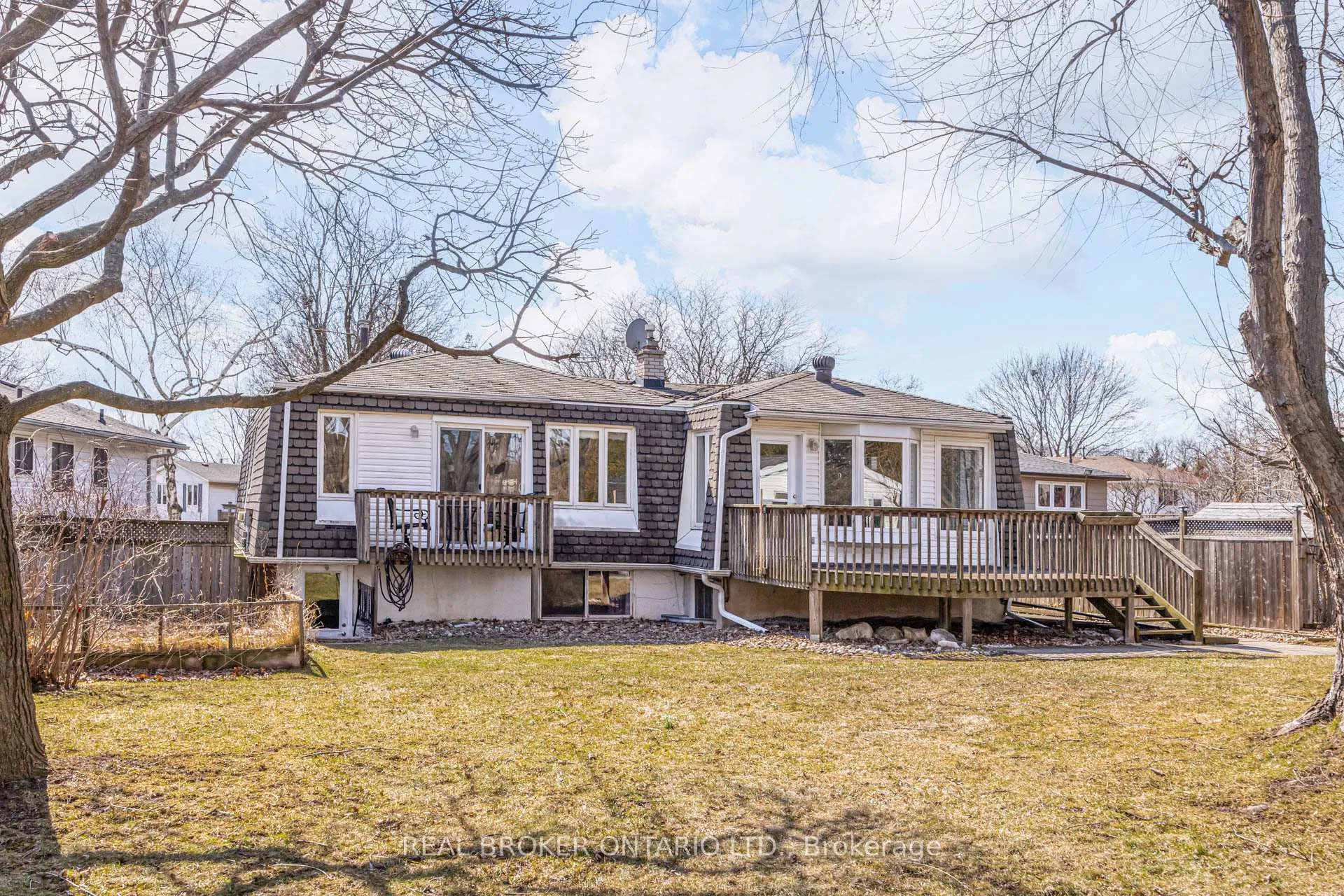 Photo 42 of 1483 Brenner Crescent, Burlington, Mountainside — HOMEH