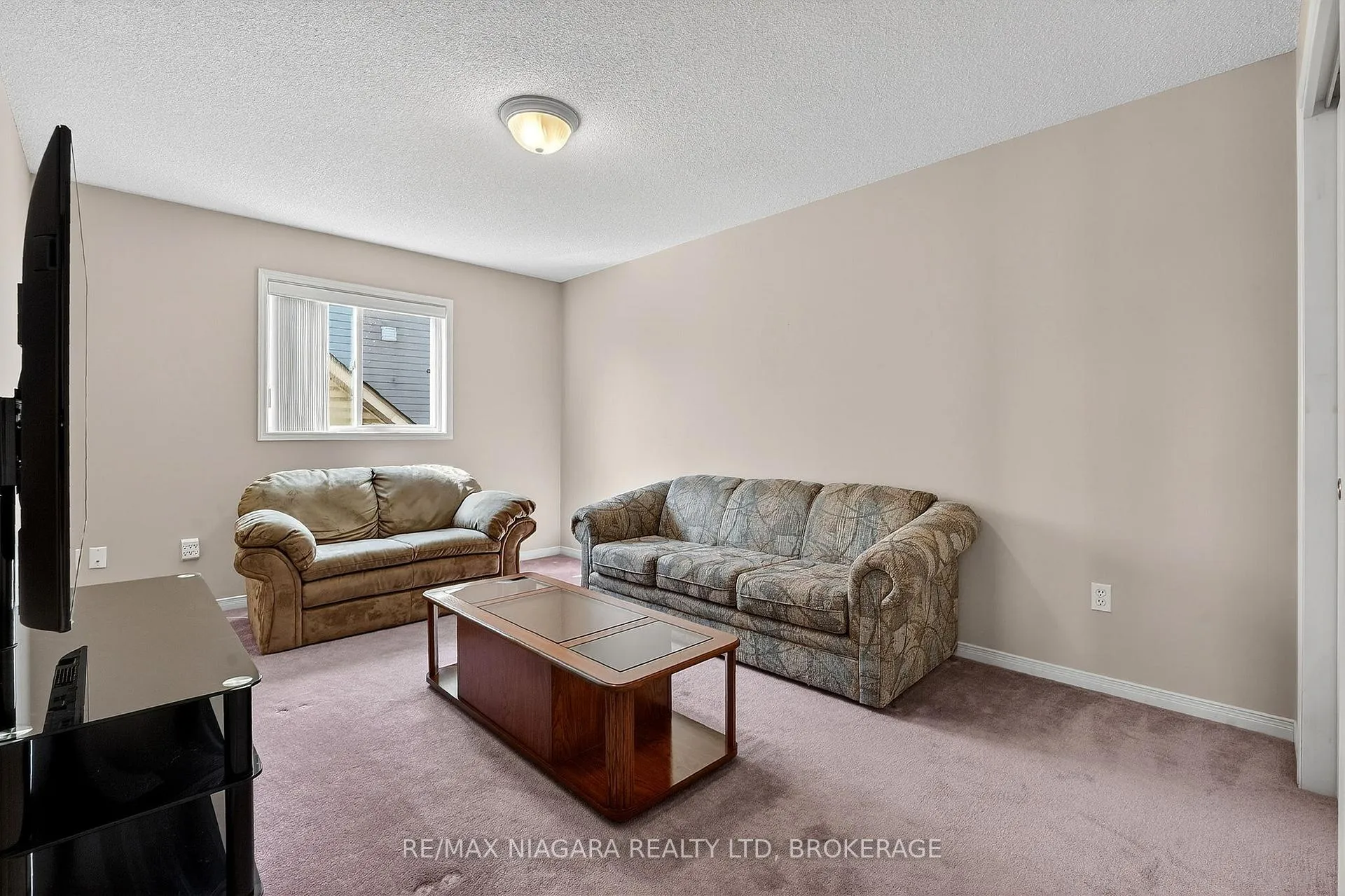 Photo 30 of 98 Silvercrest Court, Thorold, Confederation Heights — HOMEH