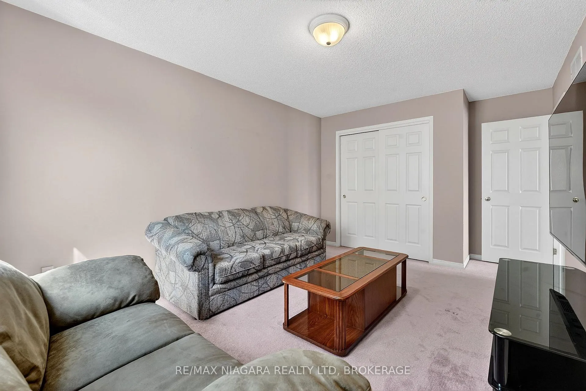 Photo 31 of 98 Silvercrest Court, Thorold, Confederation Heights — HOMEH