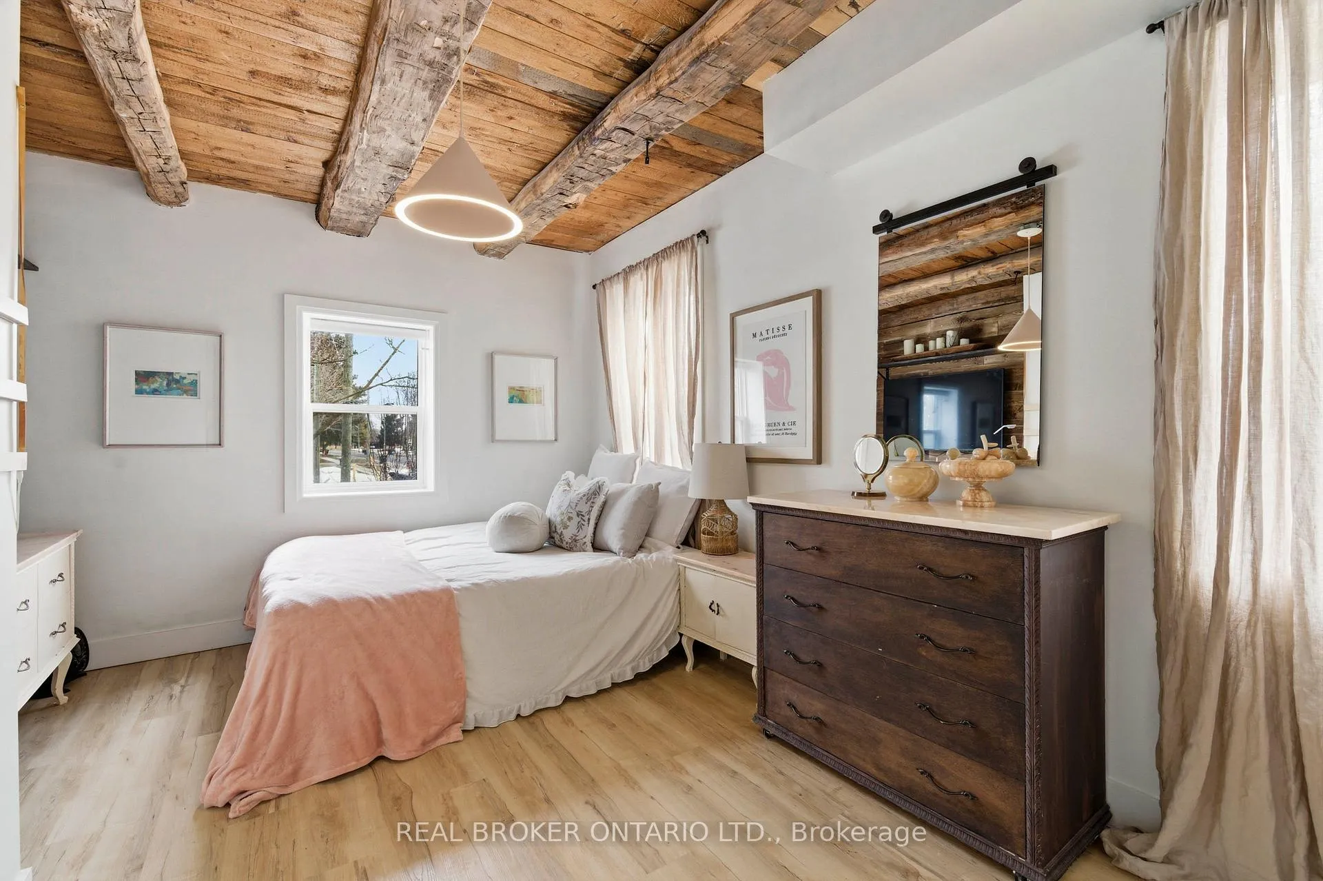 Photo 9 of 1043 Queens Bush Road, Wellesley — HOMEH