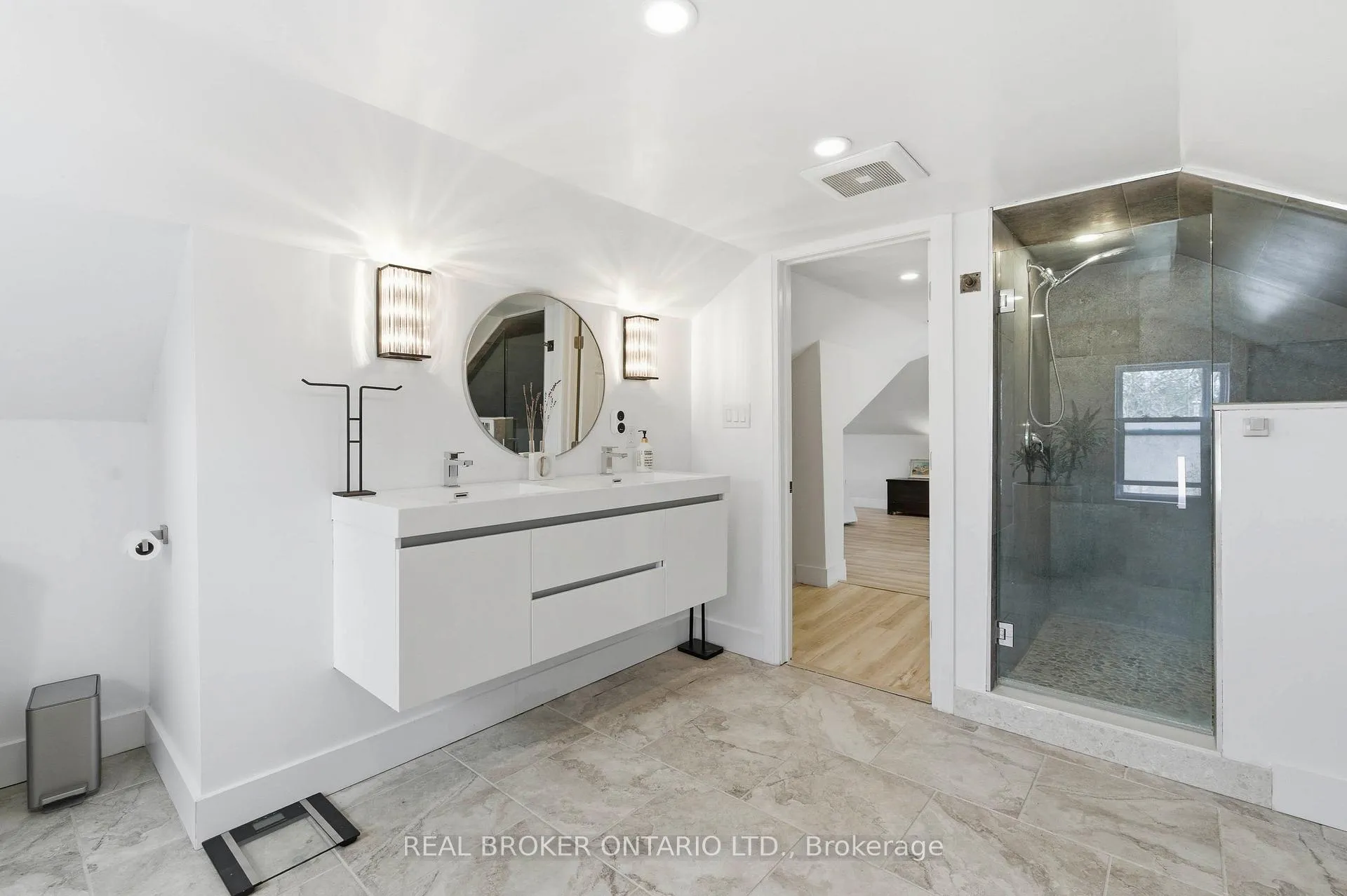 Photo 18 of 1043 Queens Bush Road, Wellesley — HOMEH