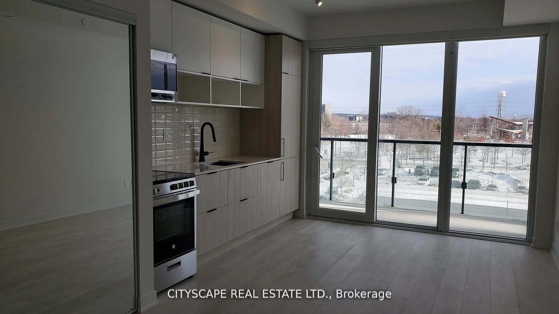 Photo 4 of Unit N530, 35 Rolling Mills Road, Toronto, Waterfront Communities — HOMEH