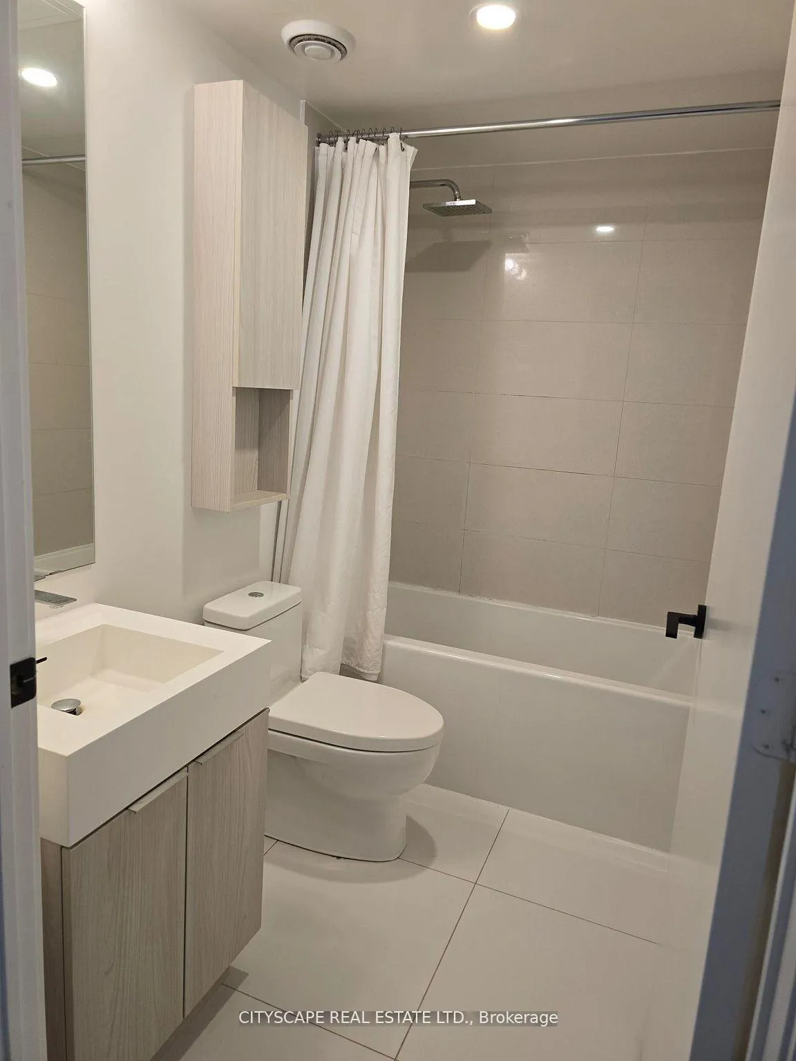 Photo 7 of Unit N530, 35 Rolling Mills Road, Toronto, Waterfront Communities — HOMEH