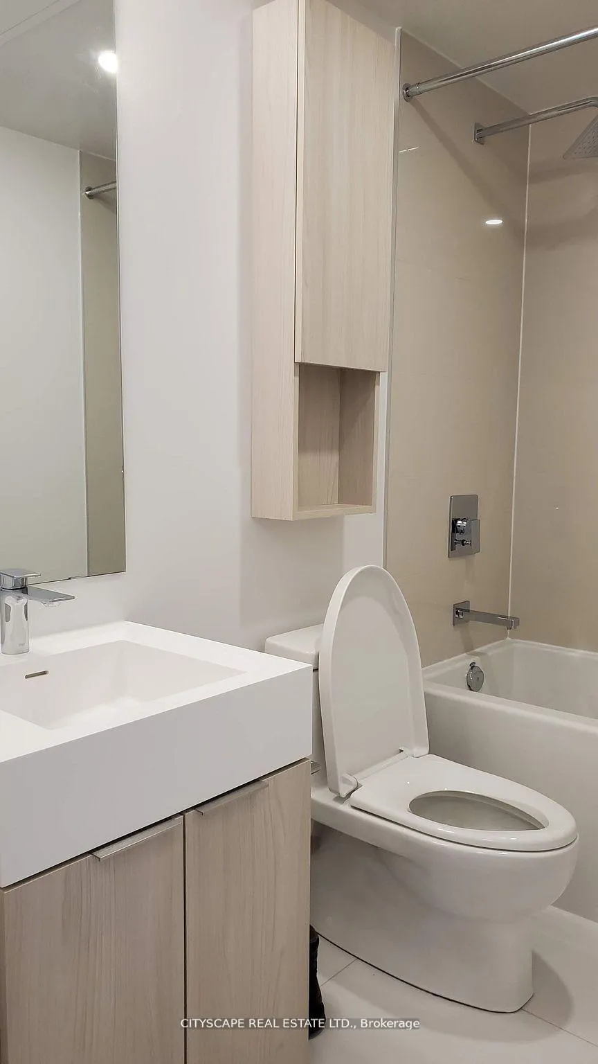 Photo 8 of Unit N530, 35 Rolling Mills Road, Toronto, Waterfront Communities — HOMEH