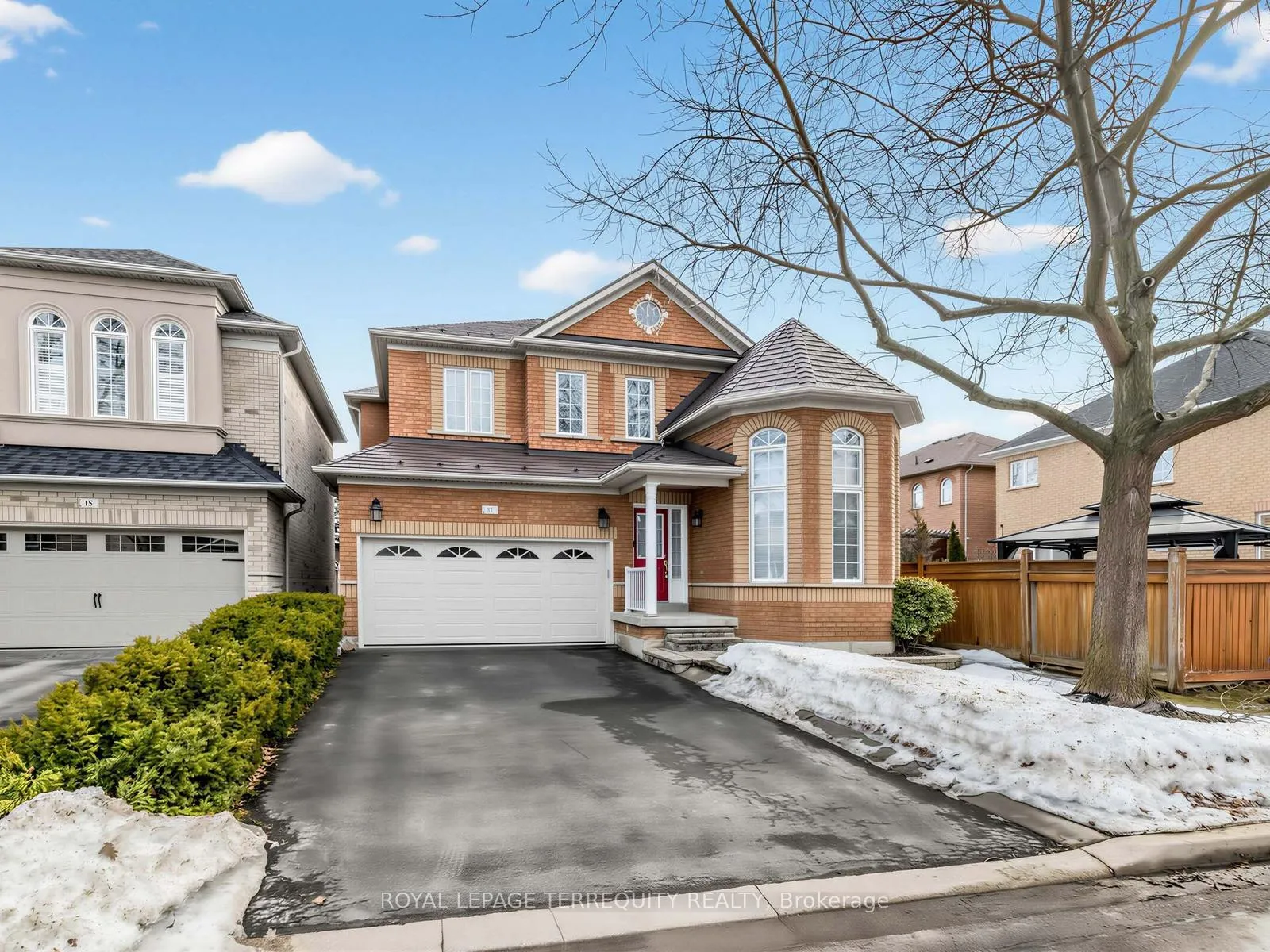 Photo 3 of 11 Avocet Drive, Vaughan, Vellore Village — HOMEH