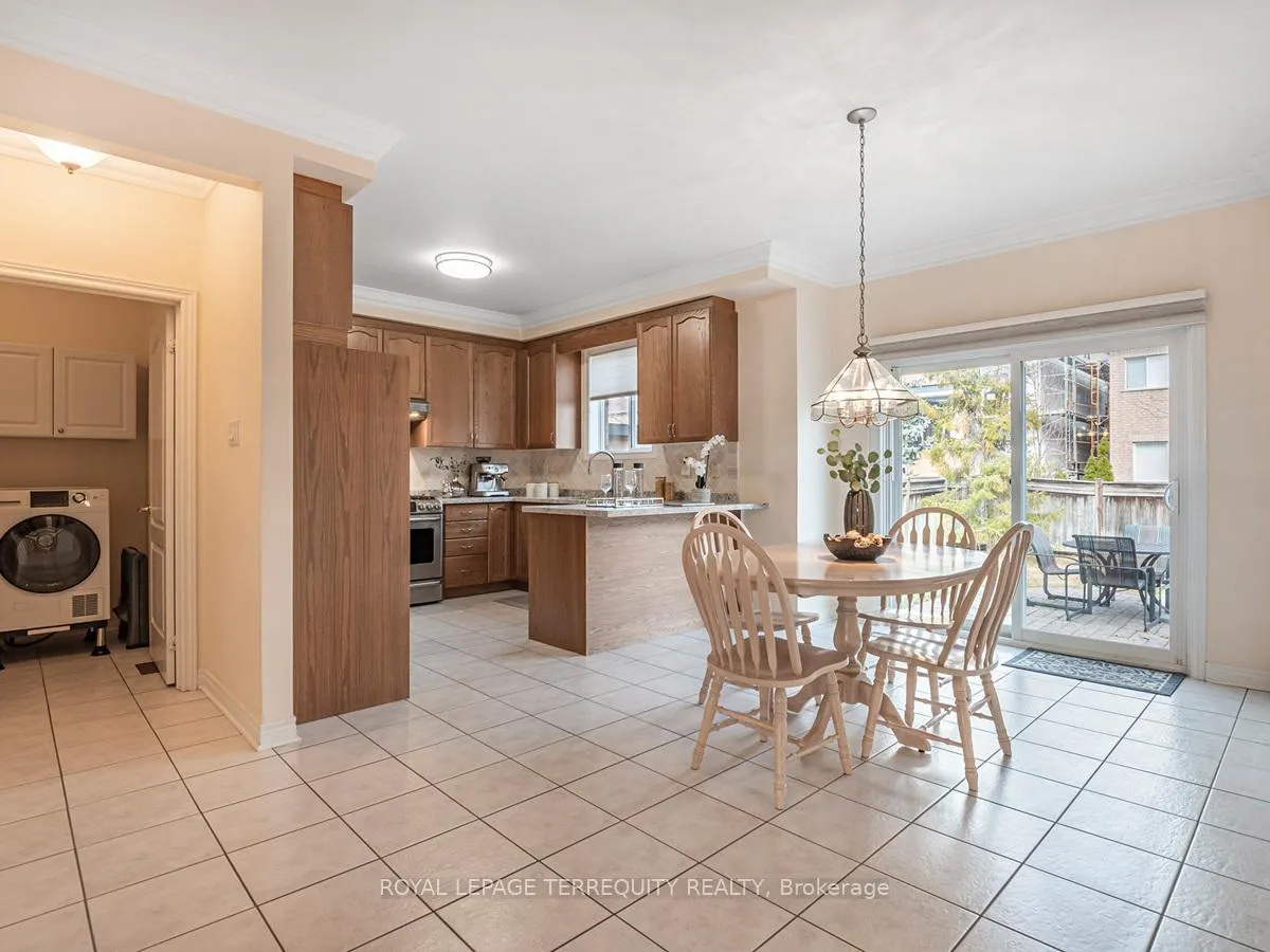 Photo 15 of 11 Avocet Drive, Vaughan, Vellore Village — HOMEH