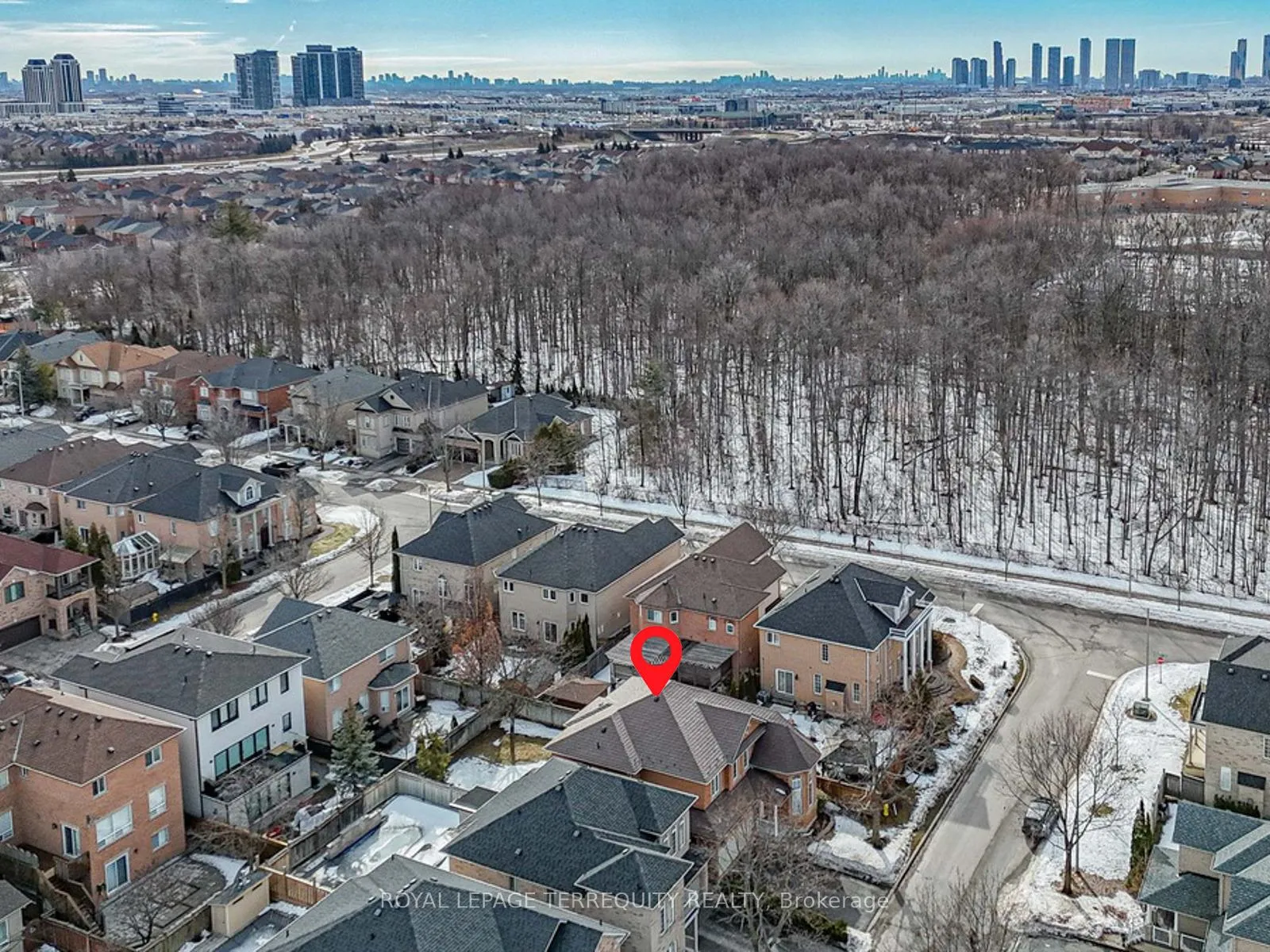 Photo 45 of 11 Avocet Drive, Vaughan, Vellore Village — HOMEH