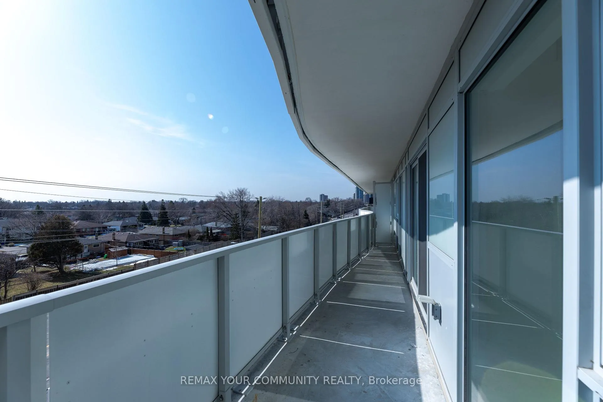 Photo 10 of Unit 312, 1010 Sandy Beach Road, Pickering, Bay Ridges — HOMEH