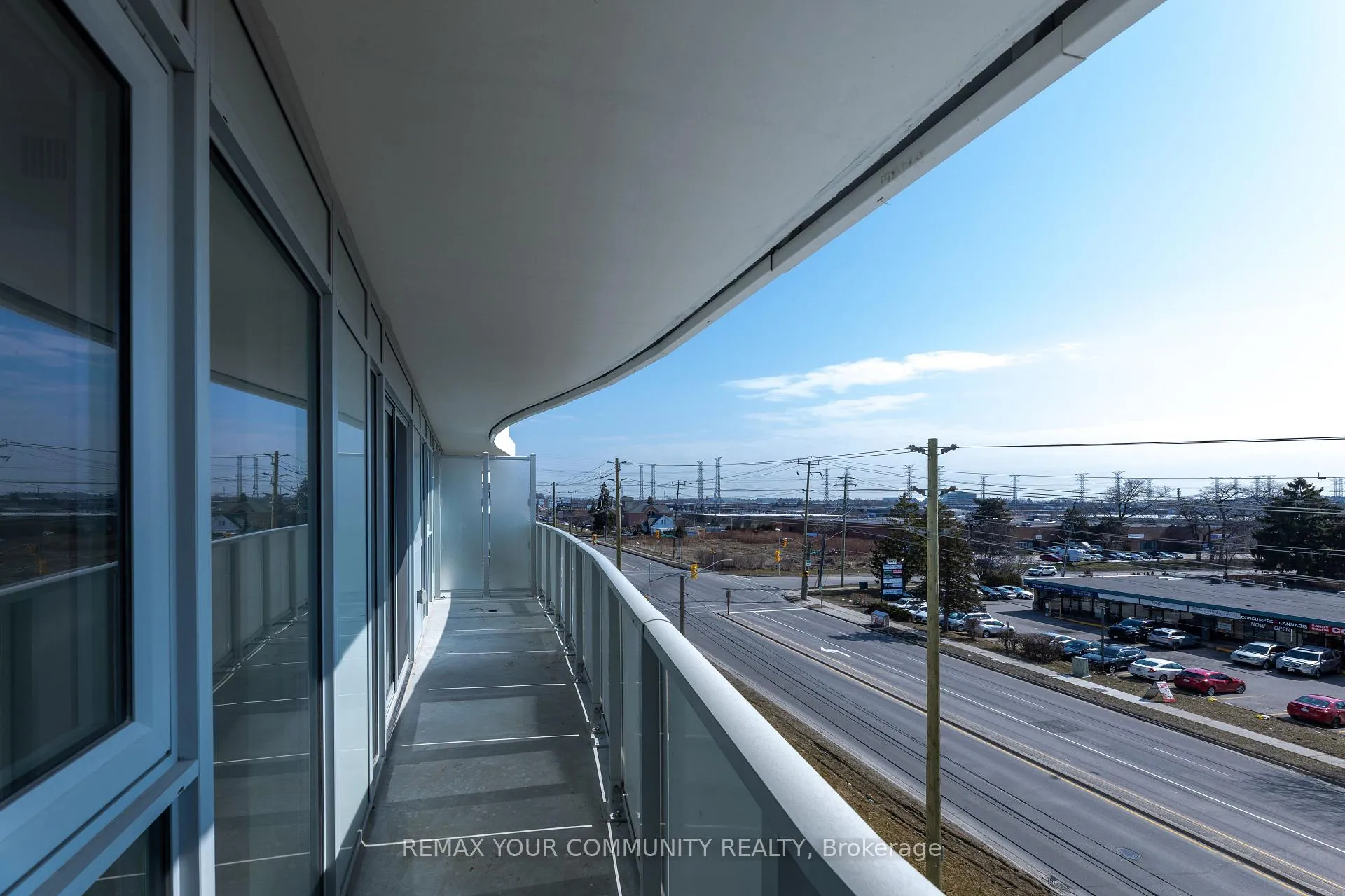 Photo 11 of Unit 312, 1010 Sandy Beach Road, Pickering, Bay Ridges — HOMEH