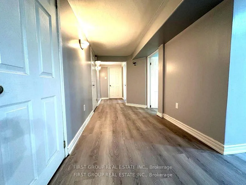 Photo 8 of 406 Summerhill Drive, Peterborough, Northcrest Ward 5 — HOMEH