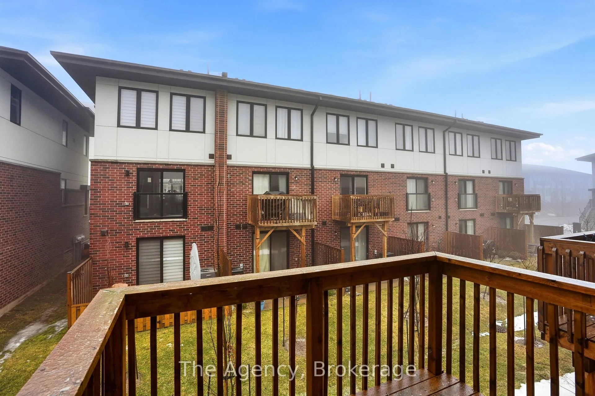Photo 28 of 59 Markle Crescent, Hamilton, Ancaster — HOMEH