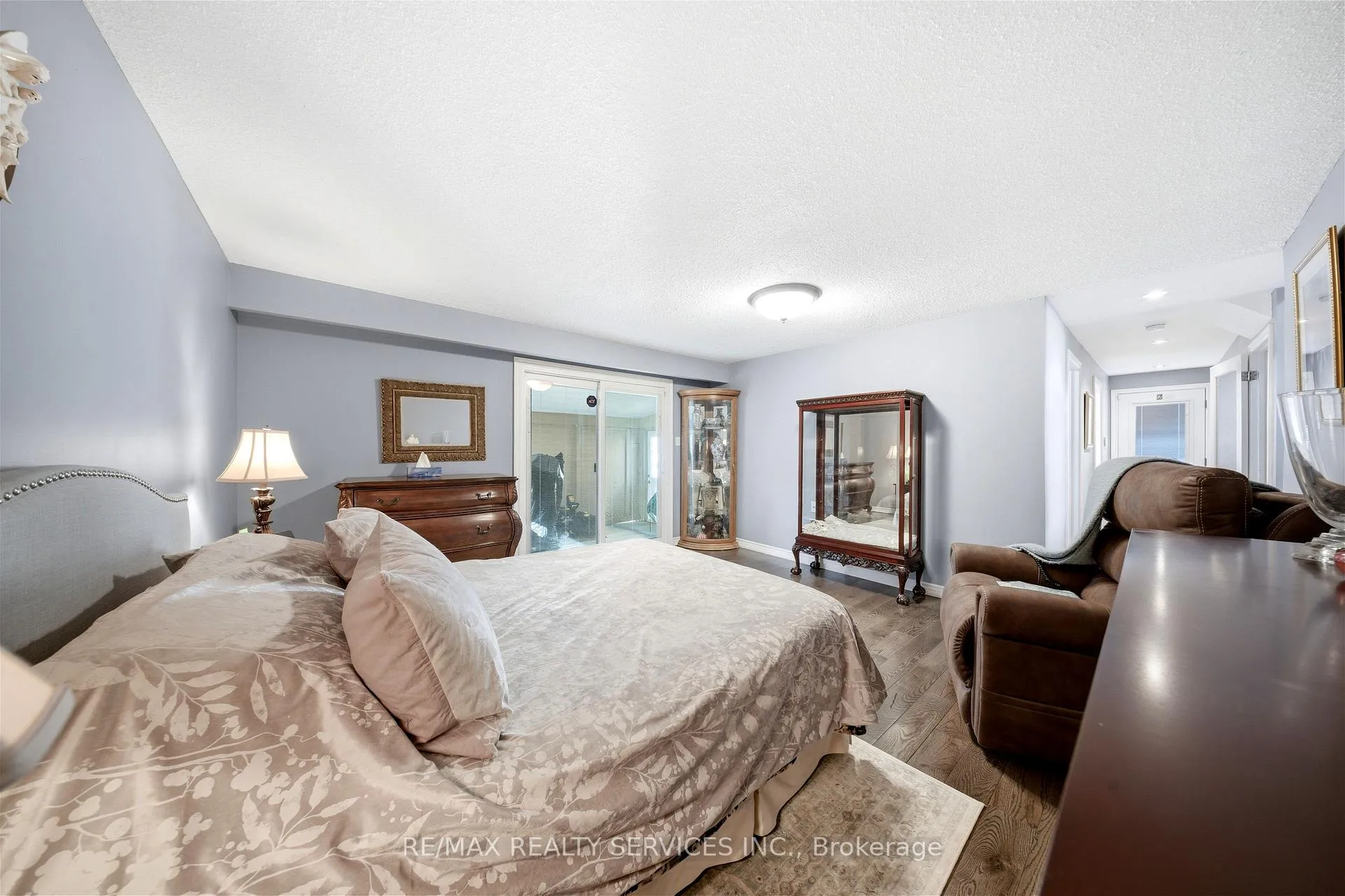 Photo 30 of 8 Edwin Drive, Brampton, Brampton South — HOMEH