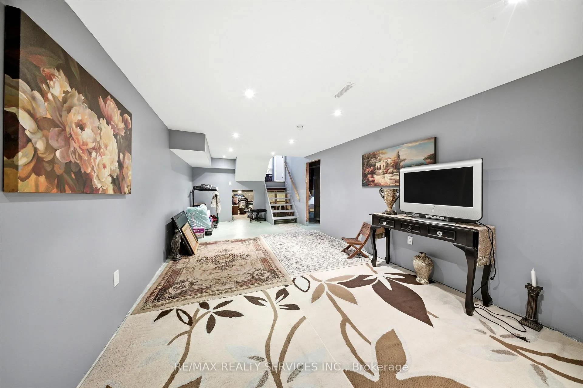 Photo 36 of 8 Edwin Drive, Brampton, Brampton South — HOMEH