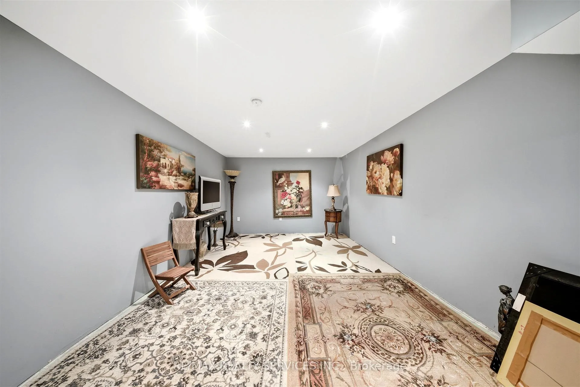 Photo 37 of 8 Edwin Drive, Brampton, Brampton South — HOMEH