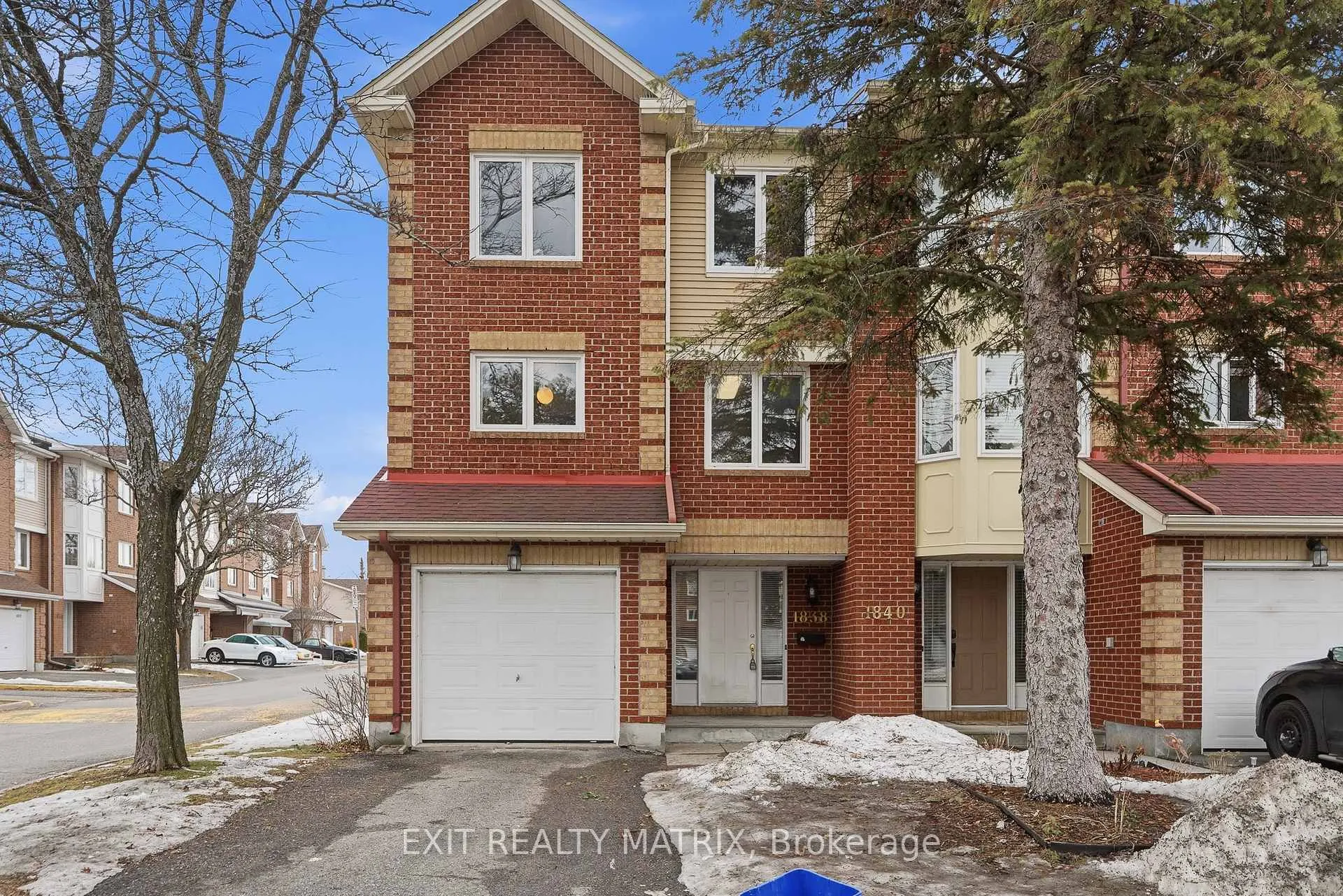 Photo 1 of Unit 17, 1838 Summerfields Crescent, Ottawa, Chapel Hill — HOMEH