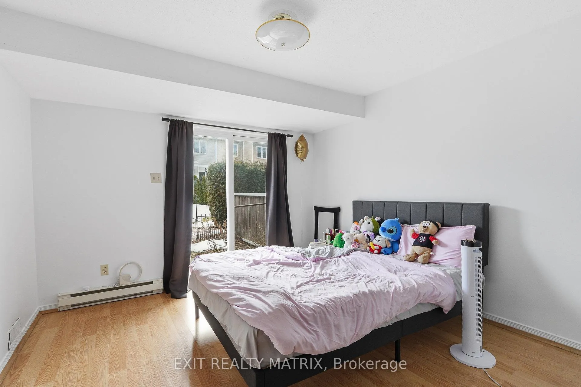 Photo 4 of Unit 17, 1838 Summerfields Crescent, Ottawa, Chapel Hill — HOMEH