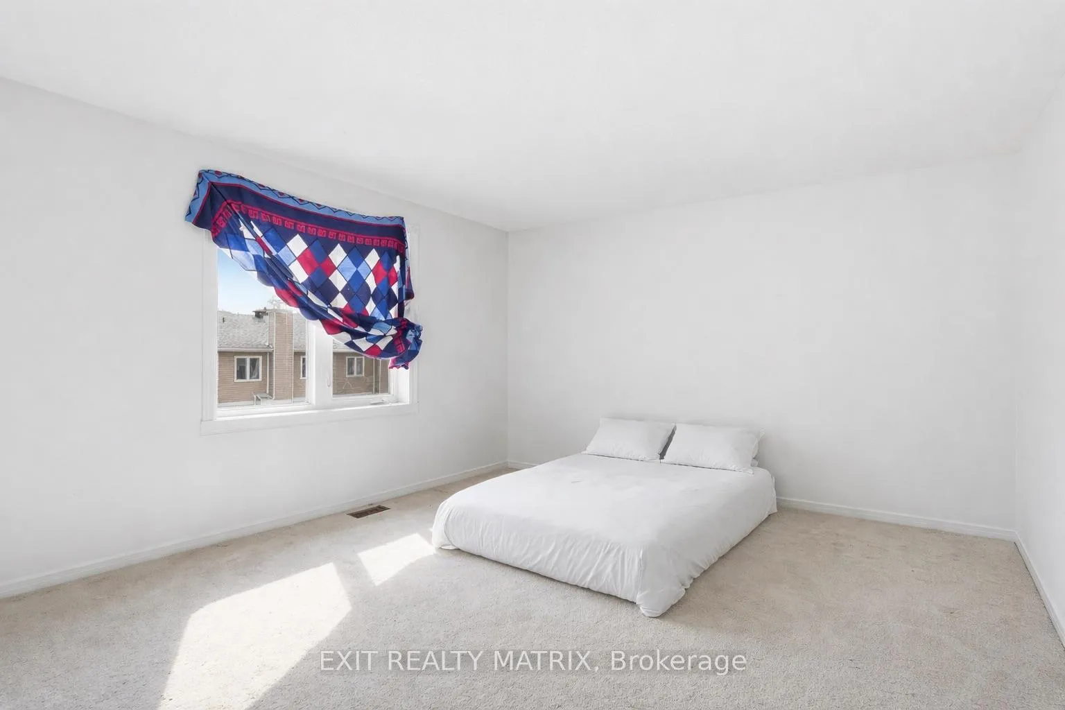 Photo 25 of Unit 17, 1838 Summerfields Crescent, Ottawa, Chapel Hill — HOMEH