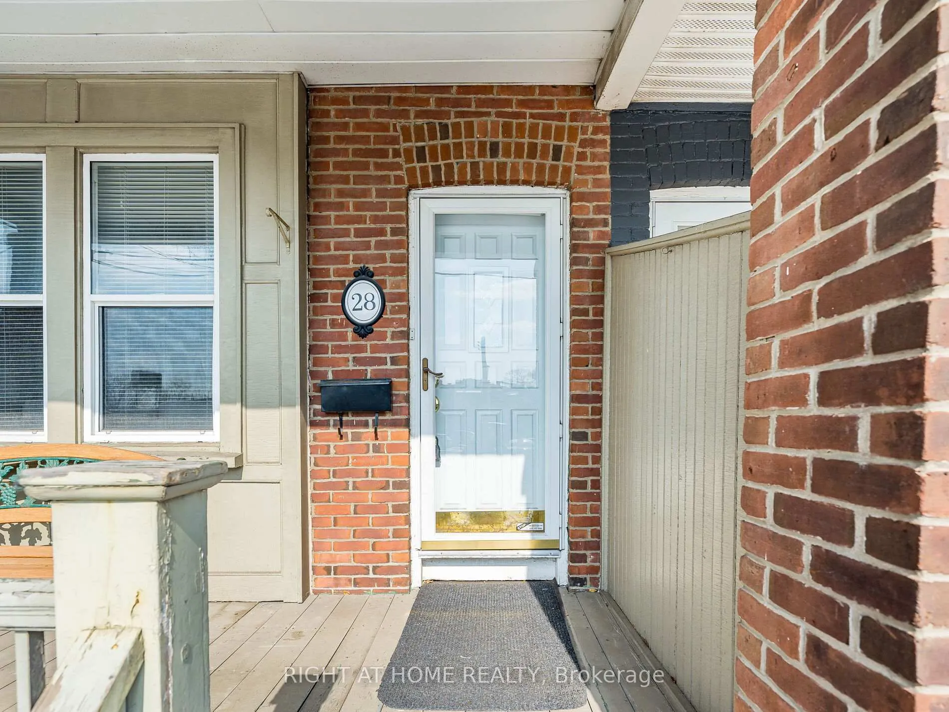 Photo 5 of 28 Erindale Avenue, Toronto, Playter Estates-Danforth — HOMEH