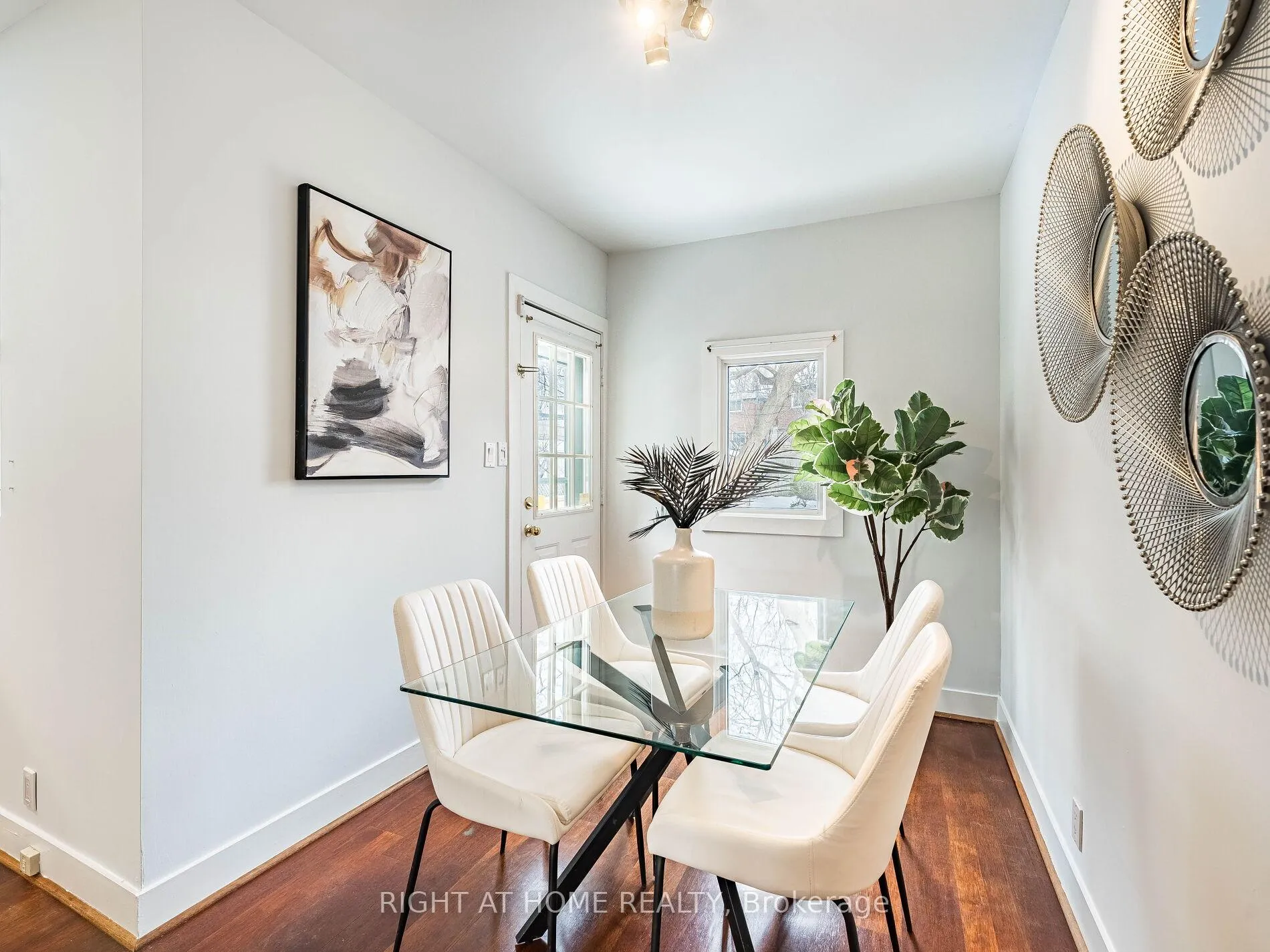 Photo 25 of 28 Erindale Avenue, Toronto, Playter Estates-Danforth — HOMEH