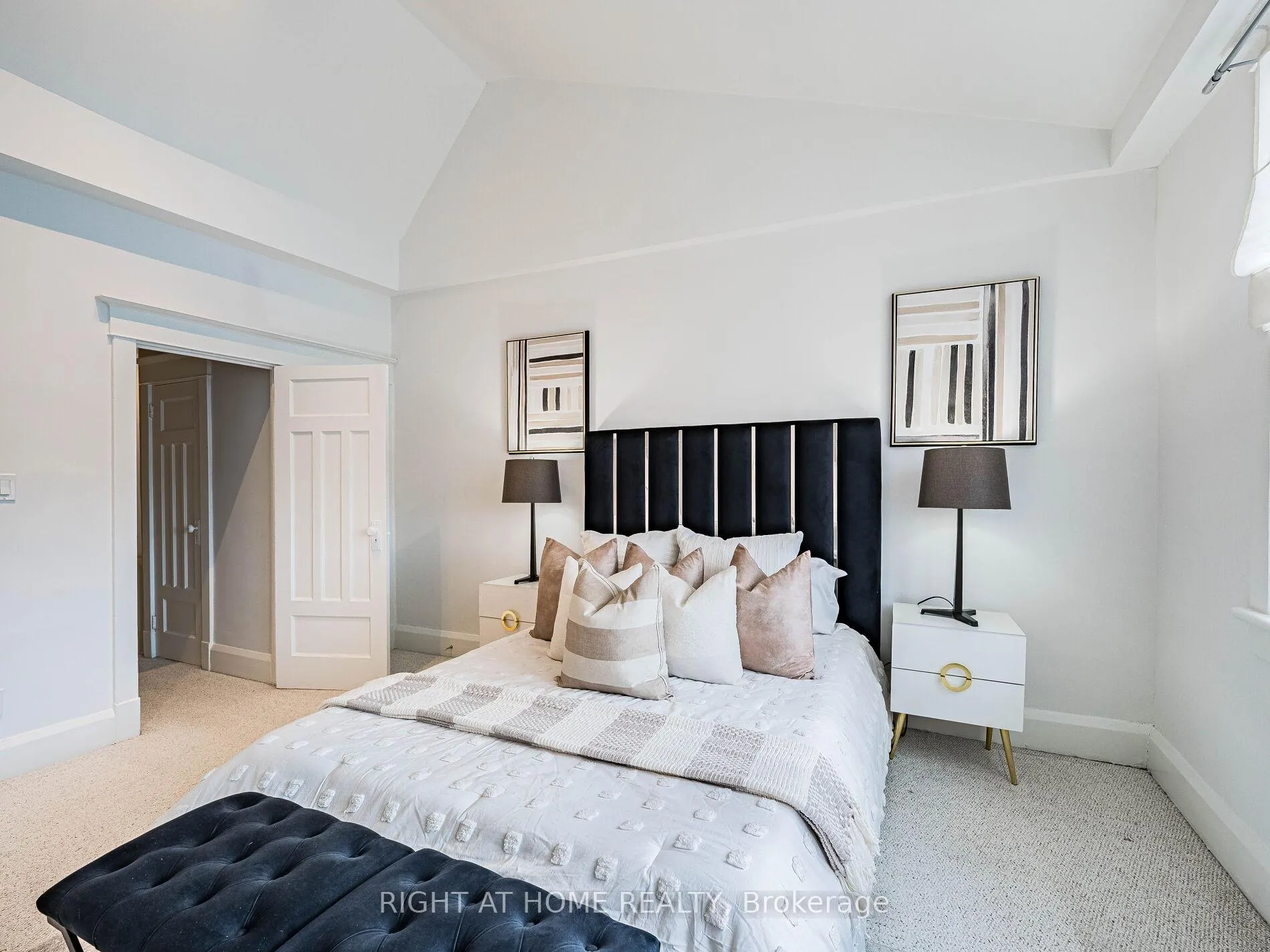 Photo 31 of 28 Erindale Avenue, Toronto, Playter Estates-Danforth — HOMEH