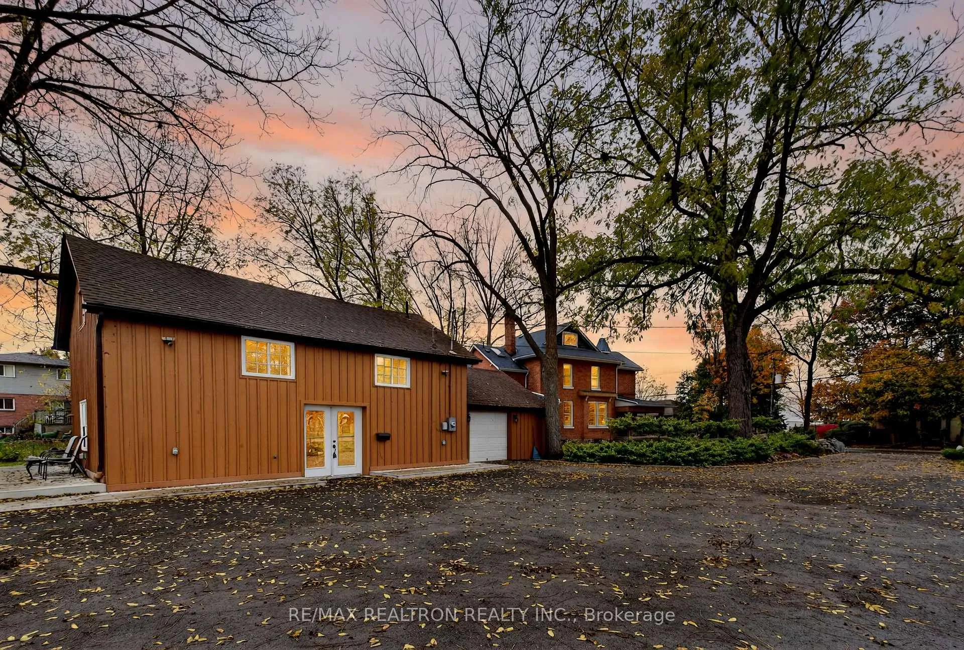 Photo 5 of 9 The Queensway, Georgina, Keswick North — HOMEH