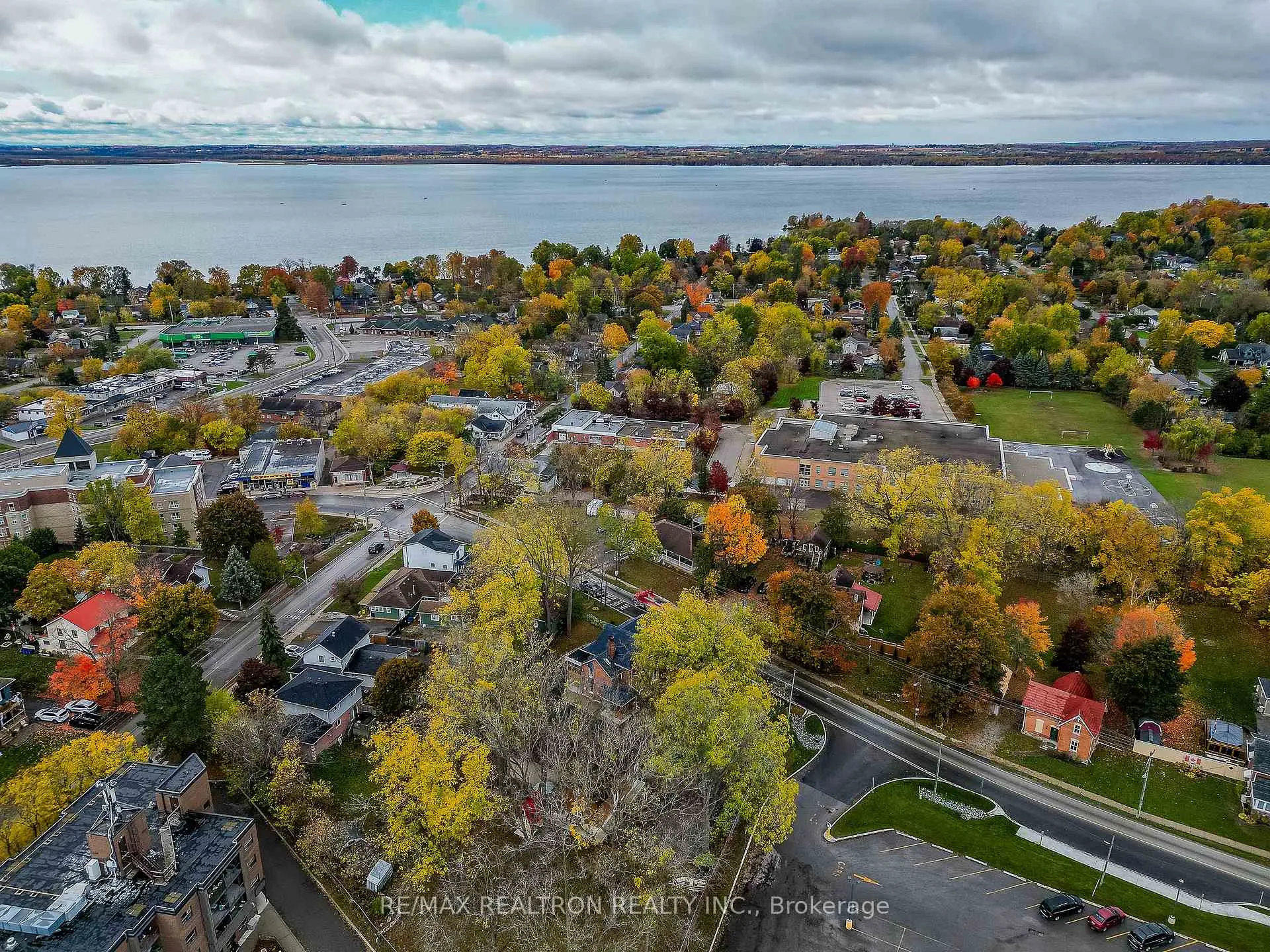 Photo 49 of 9 The Queensway, Georgina, Keswick North — HOMEH