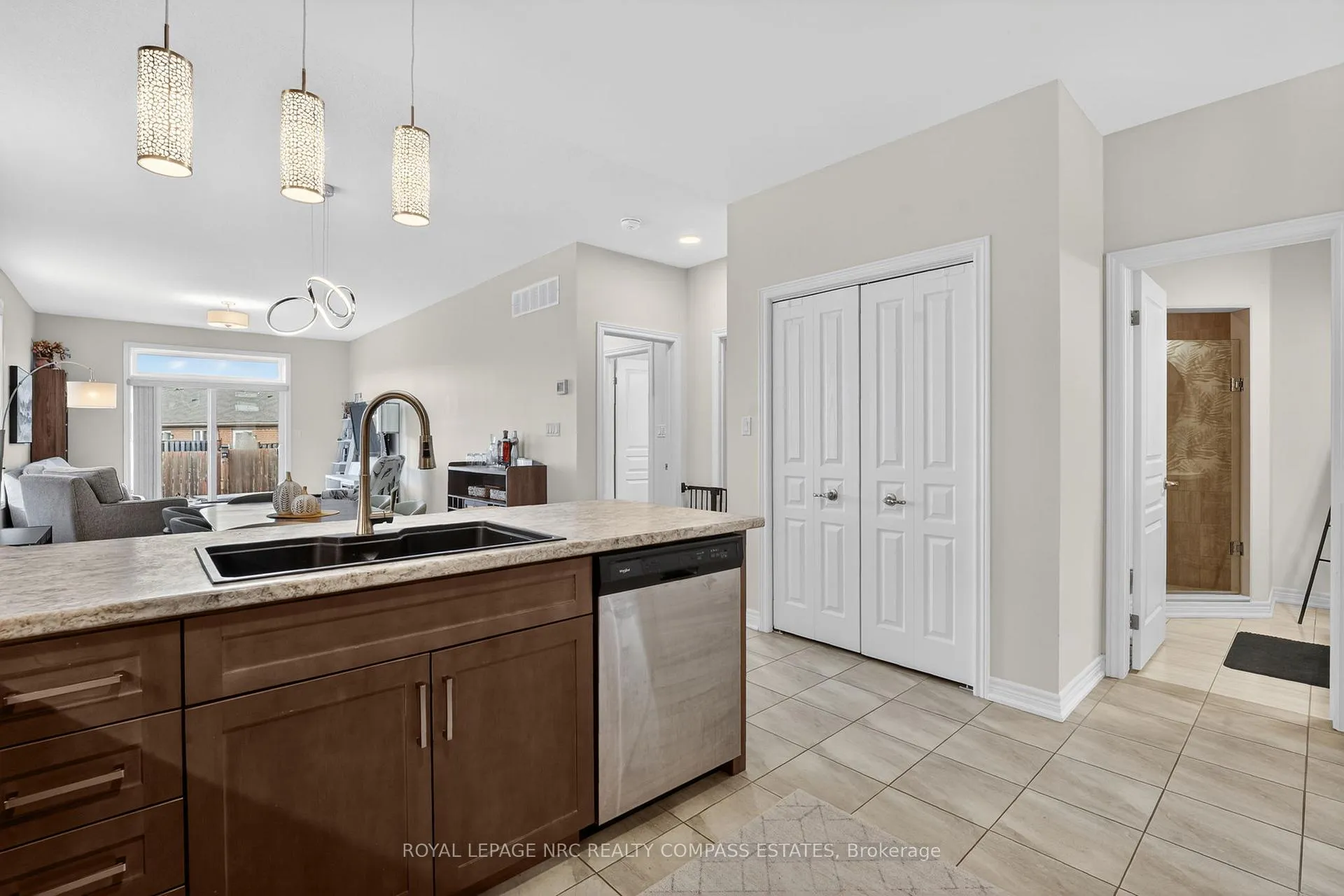 Photo 14 of 37 Ellis Avenue, St. Catharines, Oakdale — HOMEH
