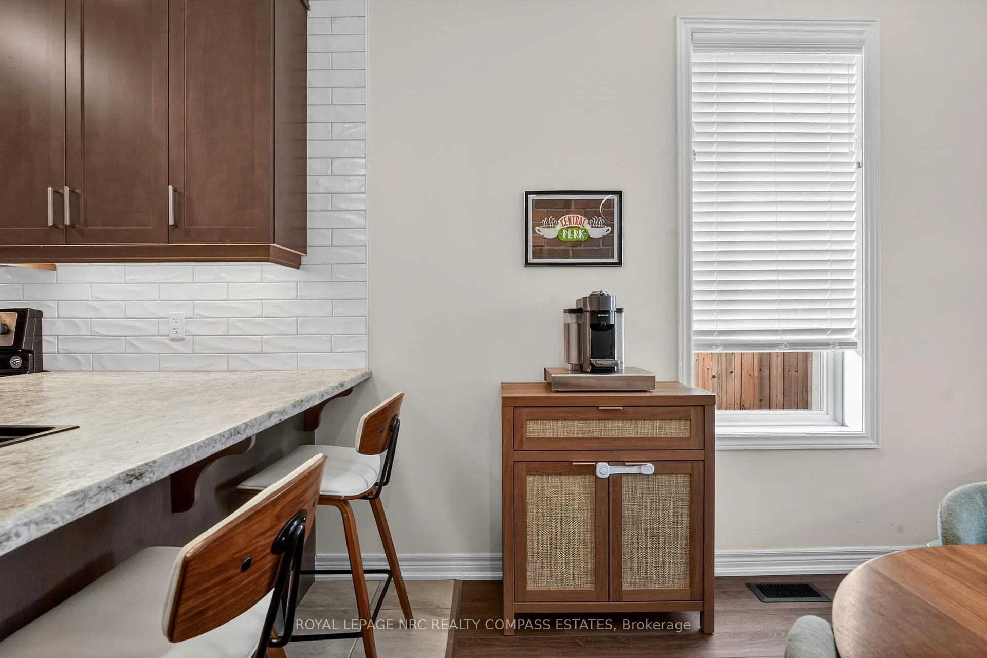 Photo 17 of 37 Ellis Avenue, St. Catharines, Oakdale — HOMEH