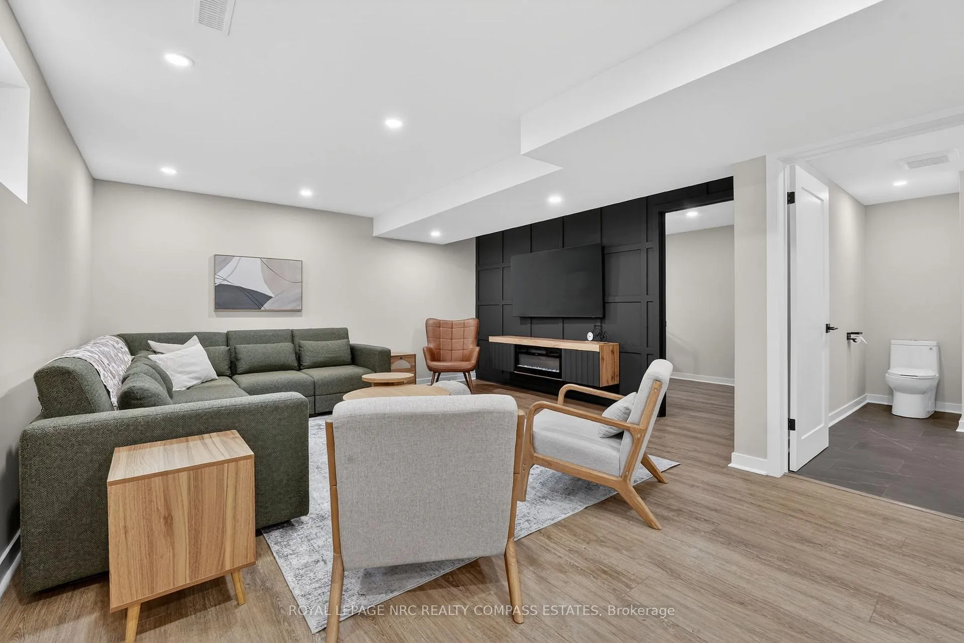 Photo 29 of 37 Ellis Avenue, St. Catharines, Oakdale — HOMEH