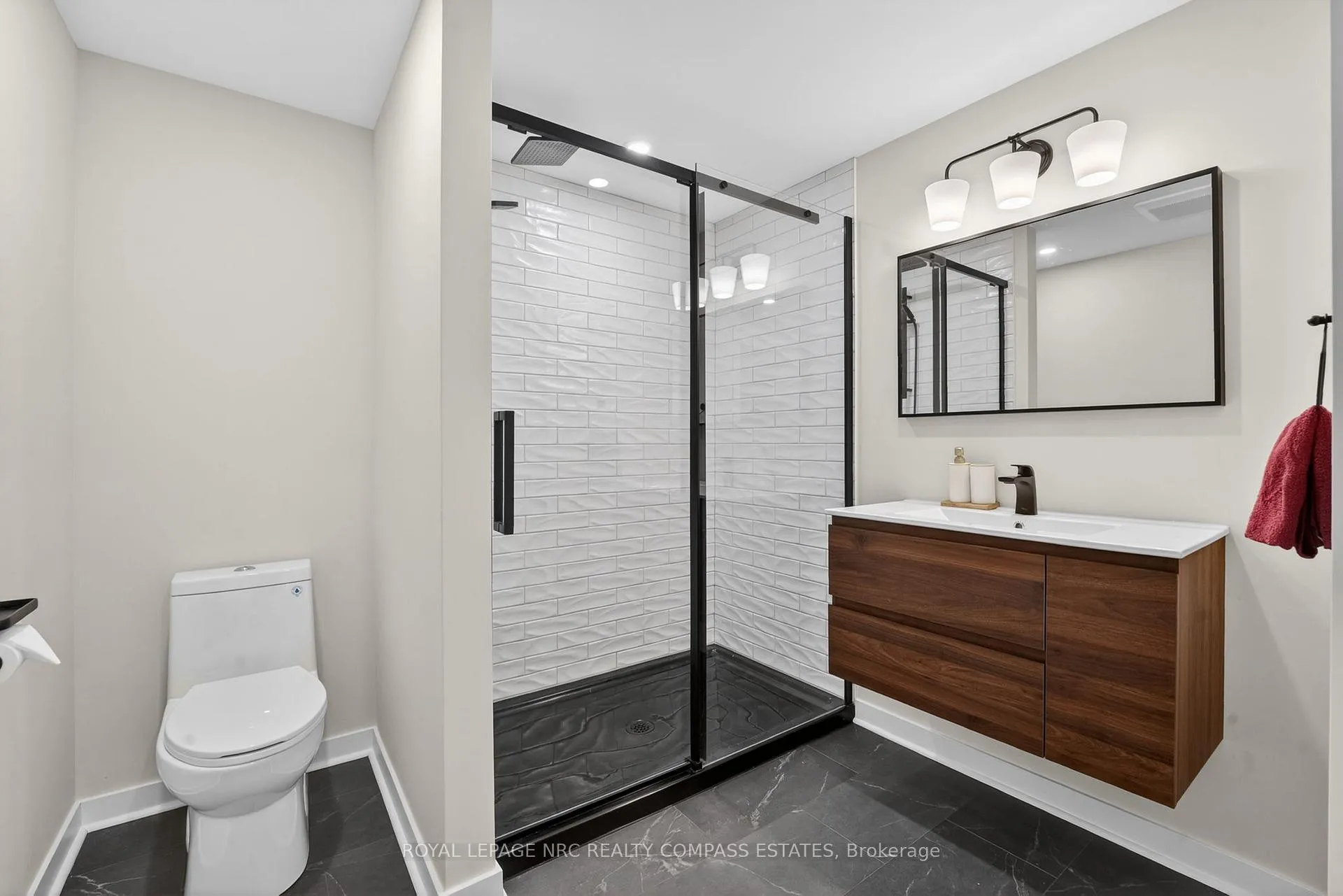 Photo 32 of 37 Ellis Avenue, St. Catharines, Oakdale — HOMEH