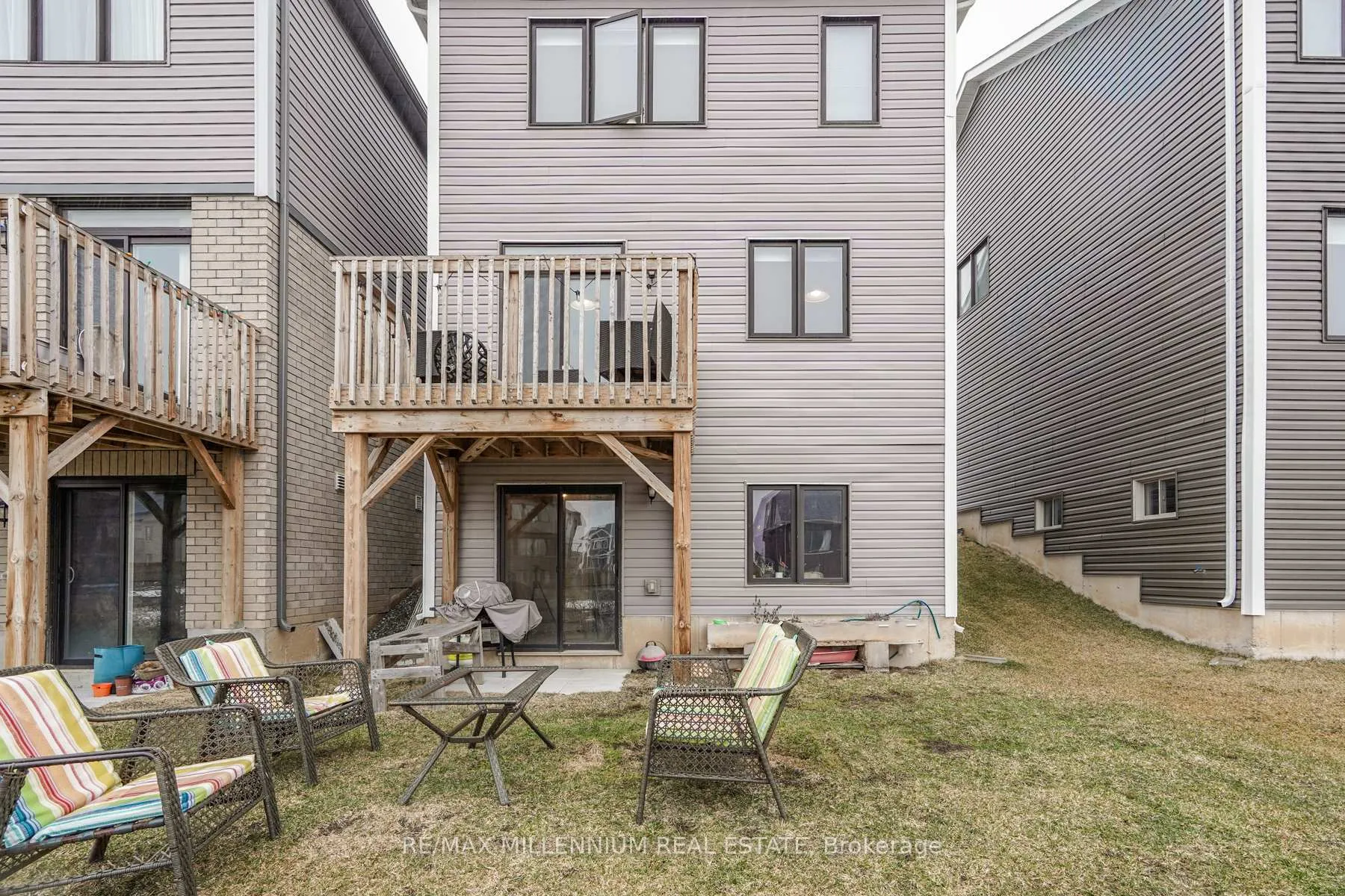 Photo 38 of 299 Vanilla Trail, Thorold, Rolling Meadows — HOMEH