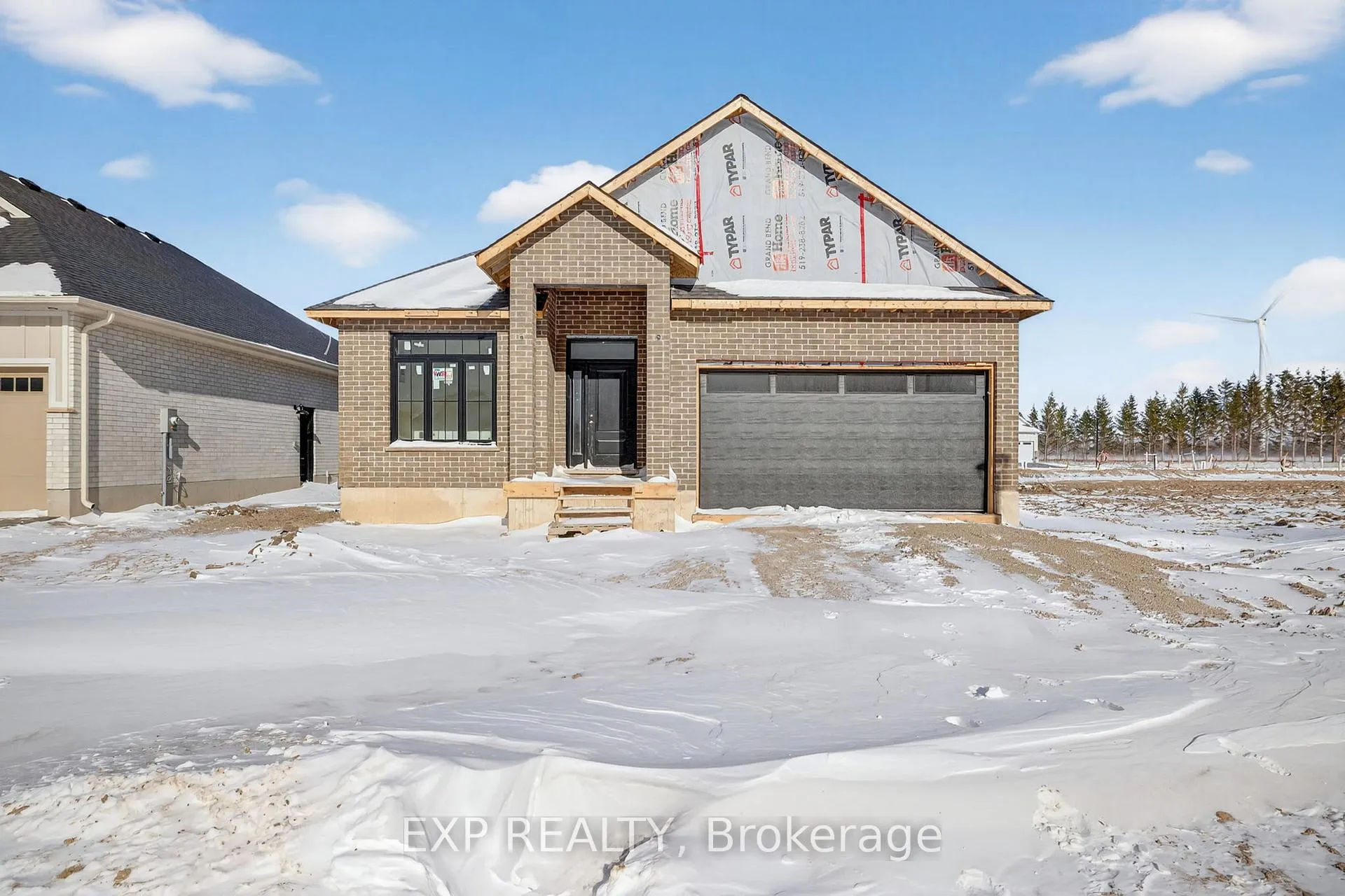 Photo 4 of 79 Allister Drive, Middlesex Centre, Rural Middlesex Centre — HOMEH