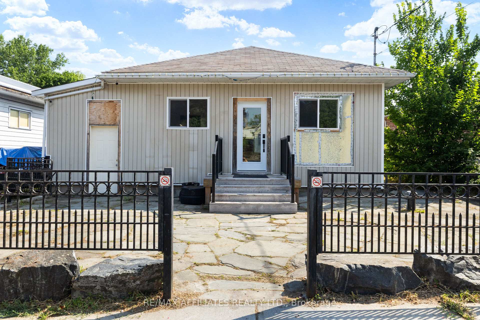 Photo 6 of 79 George Street, Lanark Highlands, Lanark Highlands (Lanark Village) — HOMEH