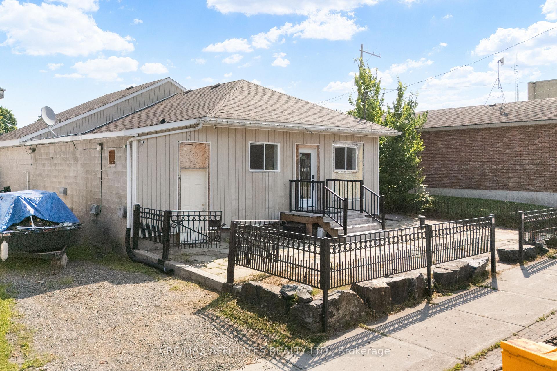 Photo 8 of 79 George Street, Lanark Highlands, Lanark Highlands (Lanark Village) — HOMEH