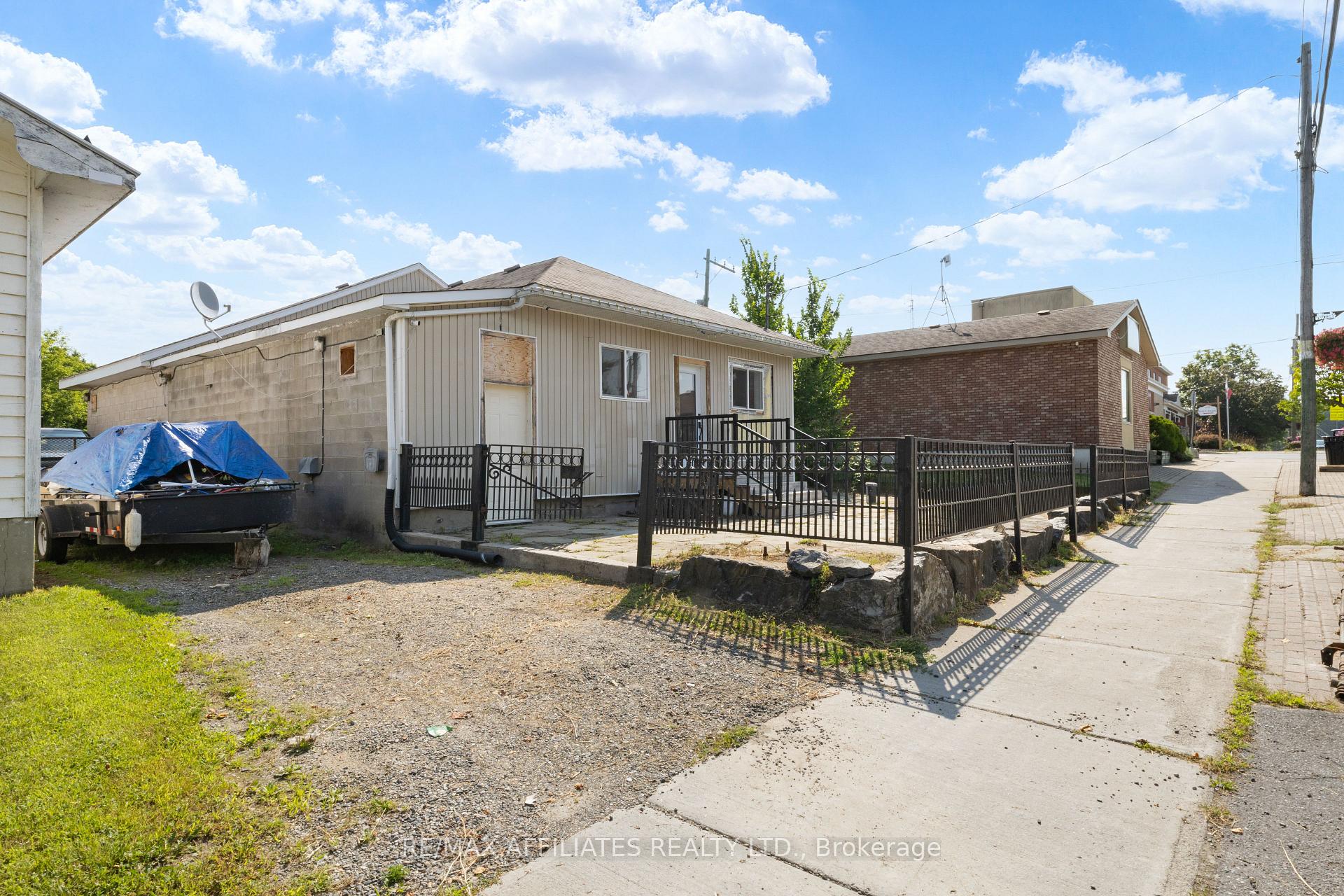 Photo 10 of 79 George Street, Lanark Highlands, Lanark Highlands (Lanark Village) — HOMEH