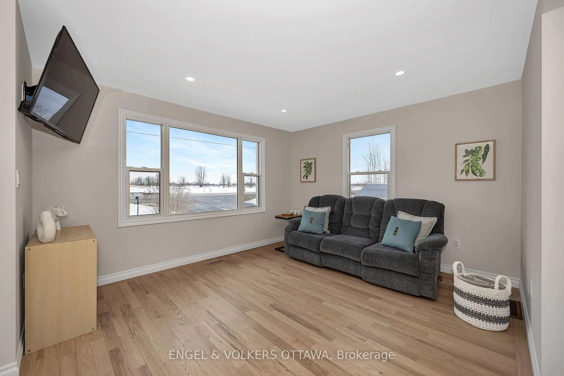 Photo 9 of 4868 Ferry Road, Ottawa, Fitzroy — HOMEH