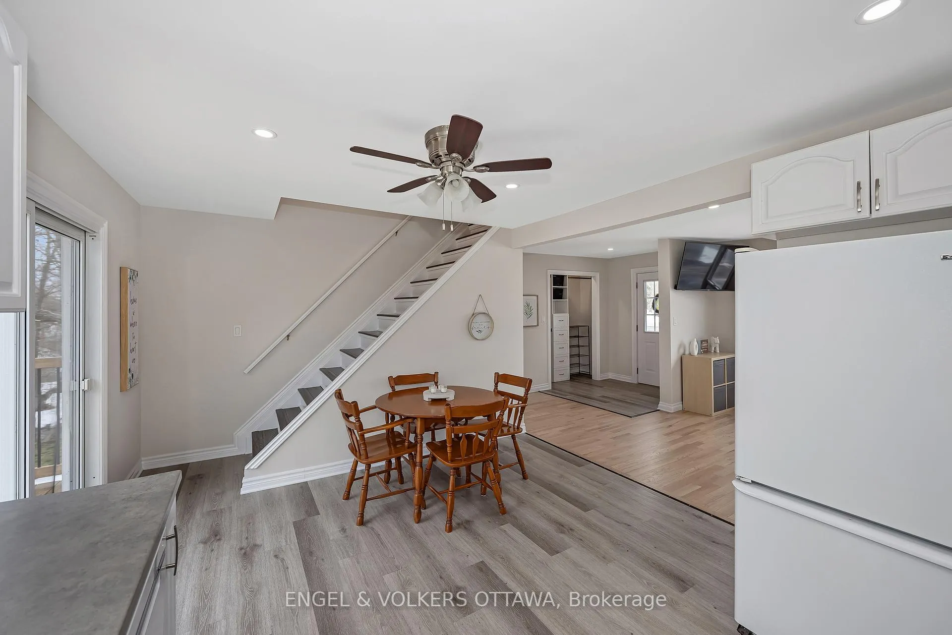 Photo 17 of 4868 Ferry Road, Ottawa, Fitzroy — HOMEH