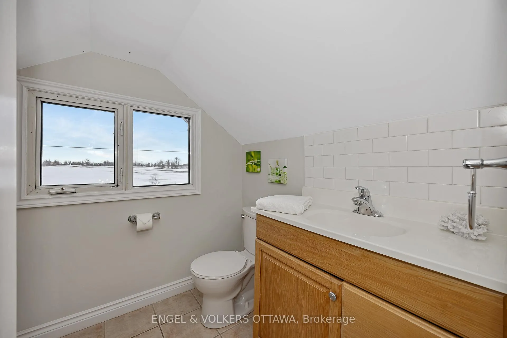 Photo 28 of 4868 Ferry Road, Ottawa, Fitzroy — HOMEH