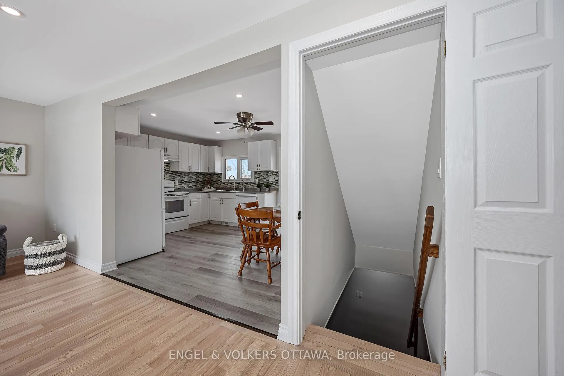 Photo 29 of 4868 Ferry Road, Ottawa, Fitzroy — HOMEH