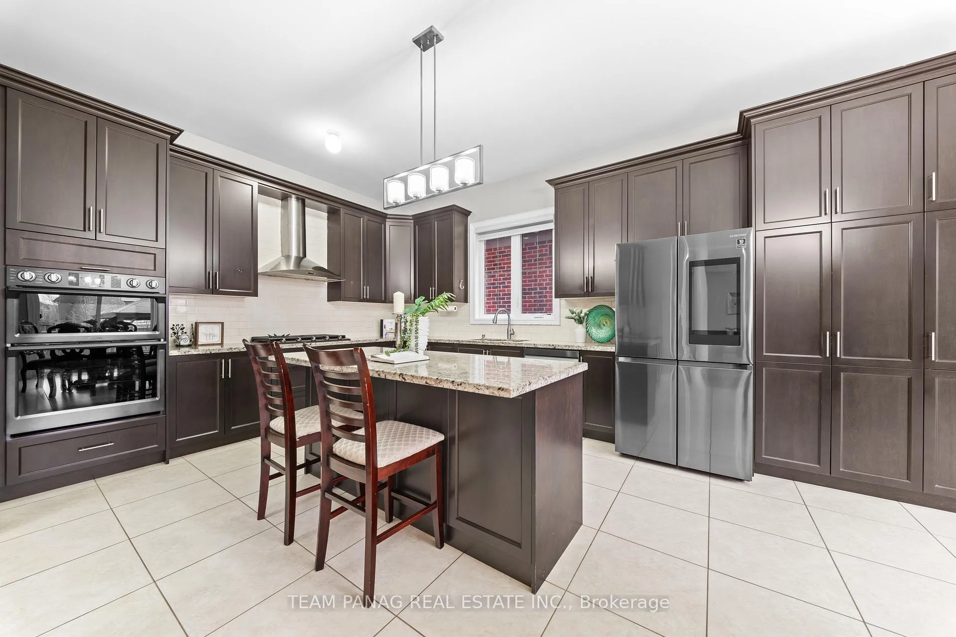 Photo 11 of 4 Rockton Court, Brampton, Toronto Gore Rural Estate — HOMEH