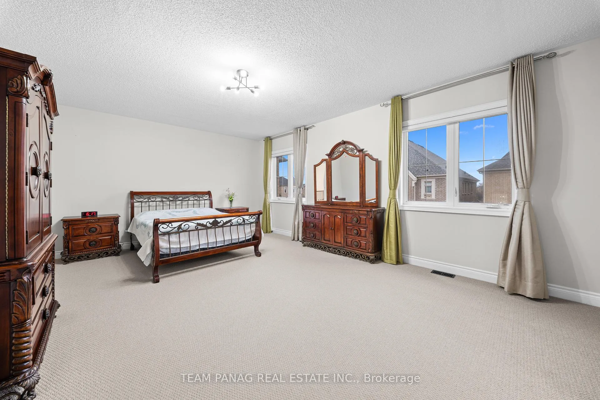 Photo 21 of 4 Rockton Court, Brampton, Toronto Gore Rural Estate — HOMEH