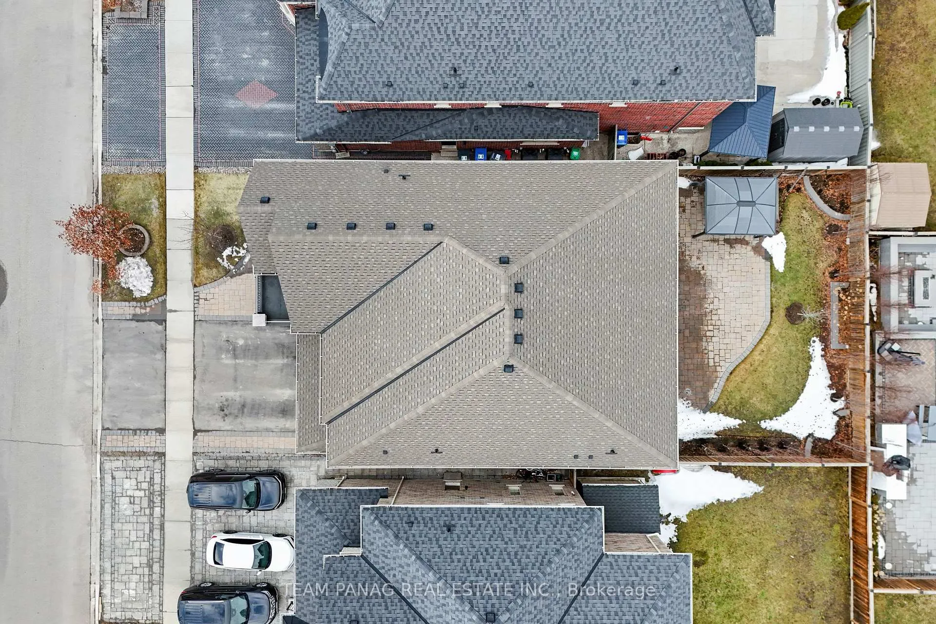 Photo 42 of 4 Rockton Court, Brampton, Toronto Gore Rural Estate — HOMEH