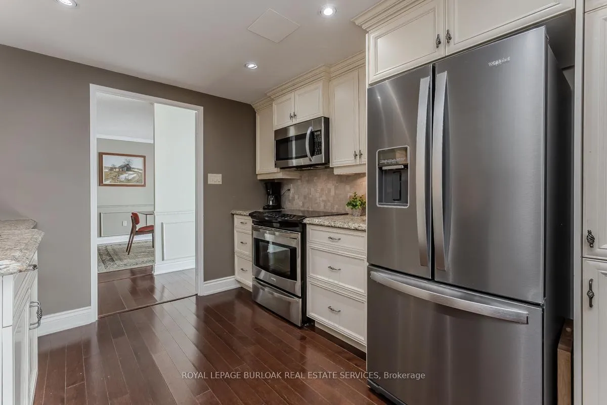 Photo 6 of Unit 2008, 2170 Marine Drive, Oakville, Bronte — HOMEH