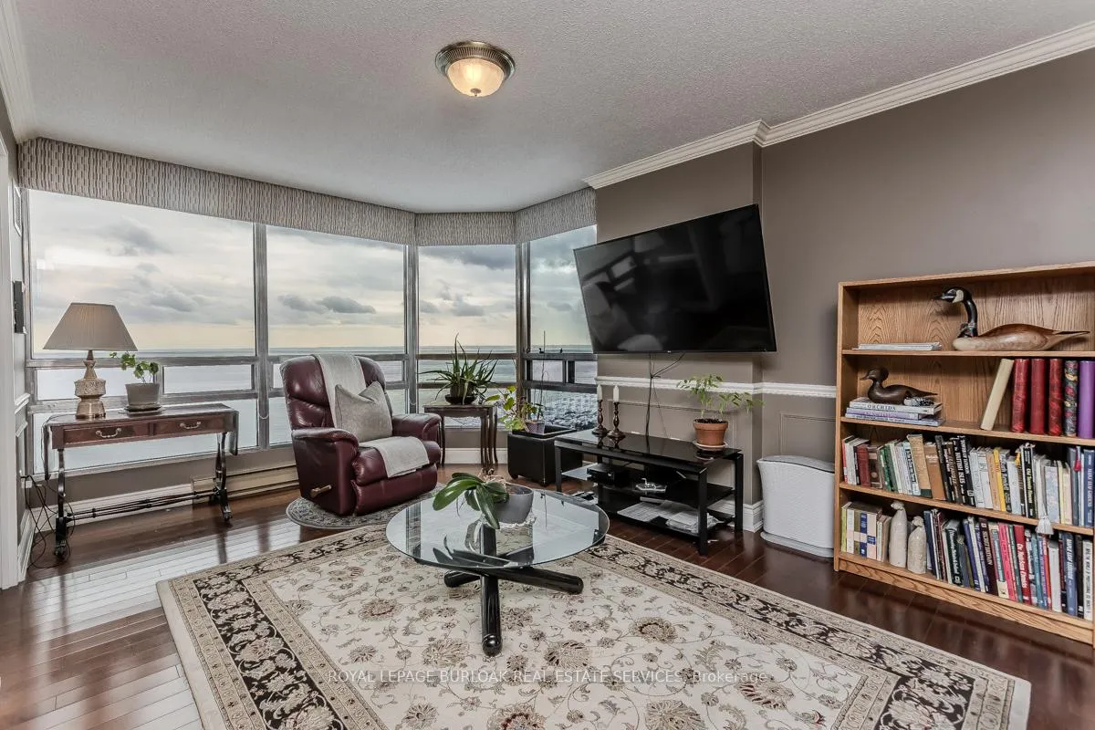 Photo 8 of Unit 2008, 2170 Marine Drive, Oakville, Bronte — HOMEH