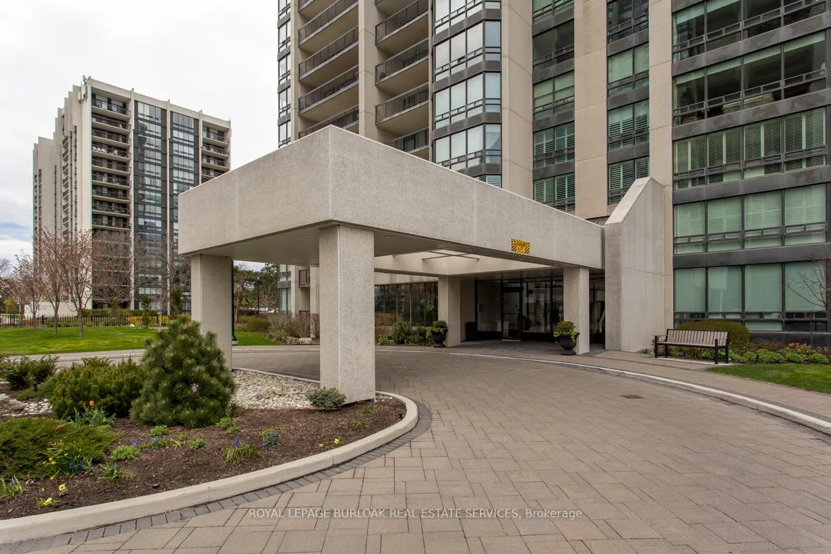 Photo 25 of Unit 2008, 2170 Marine Drive, Oakville, Bronte — HOMEH