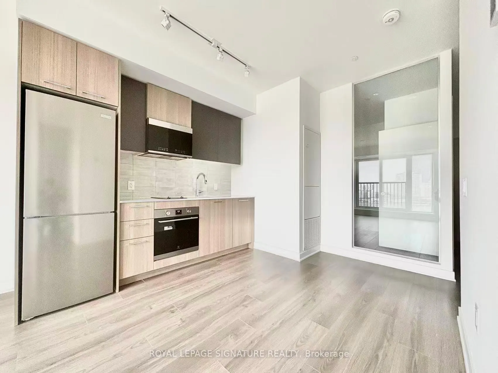 Photo 3 of Unit 744, 30 Dreamers Way, Toronto, Cabbagetown-South St. James Town — HOMEH